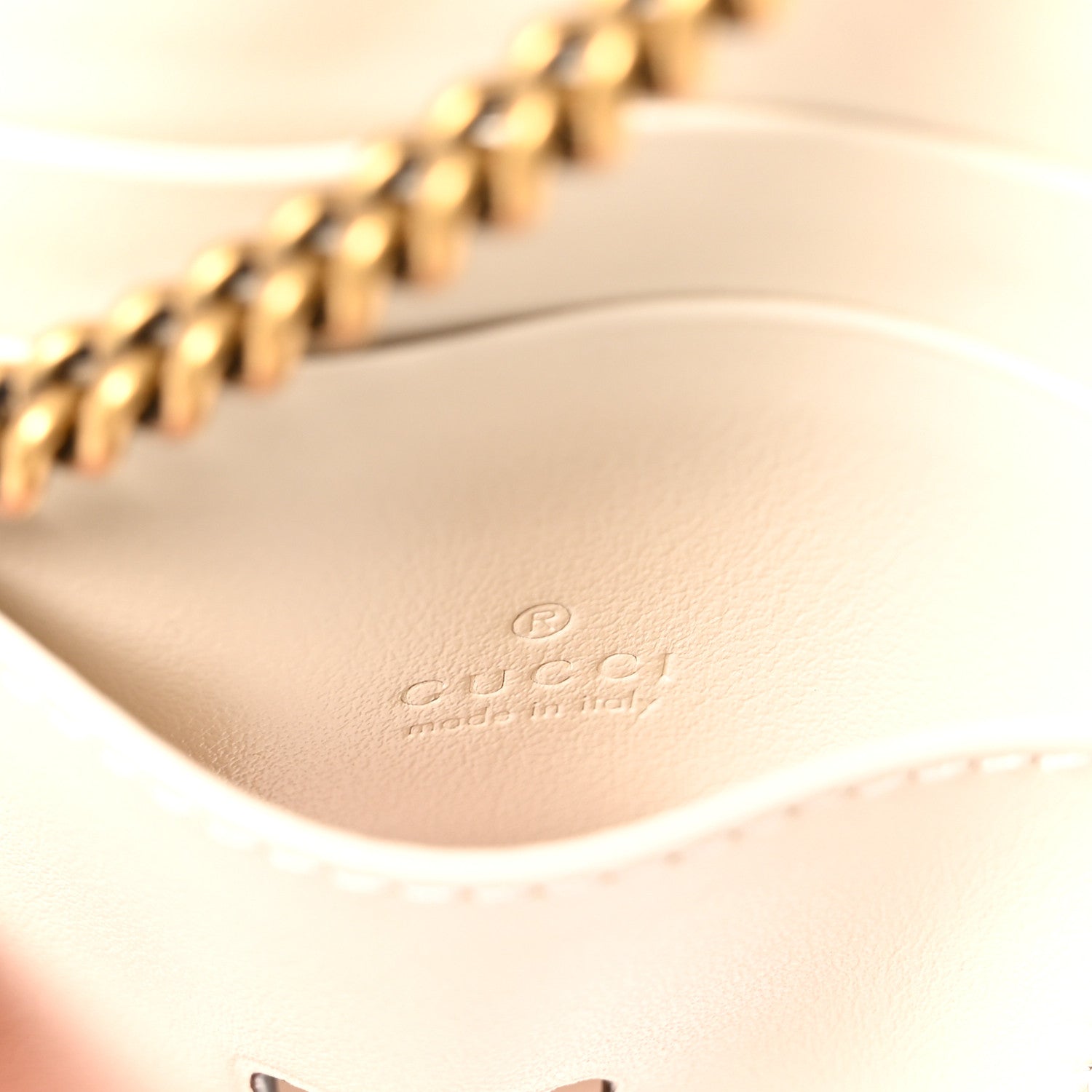 Gucci Calfskin Matelasse GG Marmont Zip Key Case Card Holder White 6 of 7