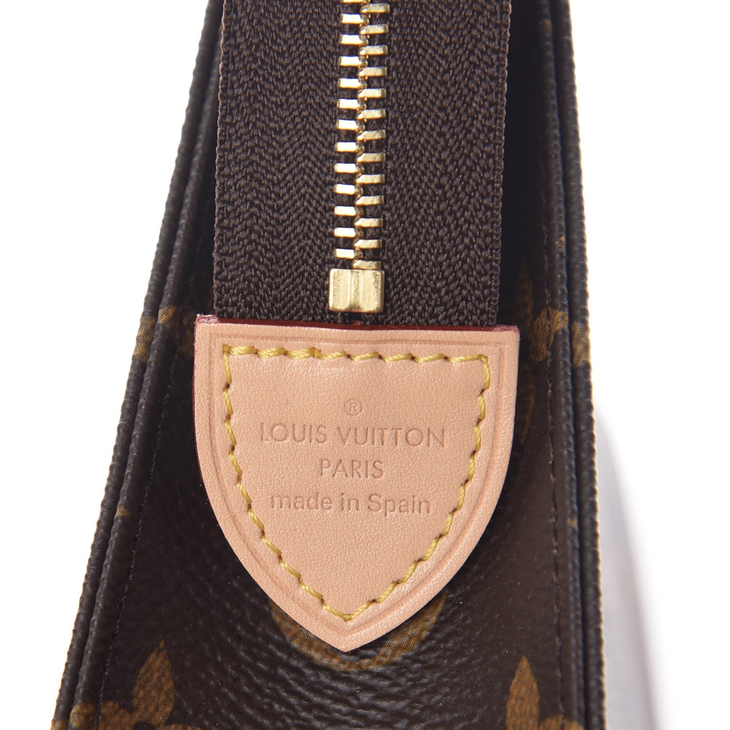 Louis Vuitton Monogram Toiletry Pouch 19 6 of 10