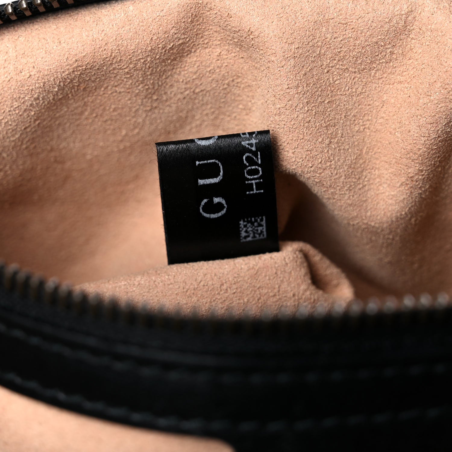 Gucci Calfskin Matelasse Medium GG Marmont Shoulder Bag Black 8 of 15