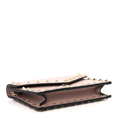 Valentino Garavani Pebbled Calfskin Rockstud Envelope Wallet on Chain Poudre 4 of 11