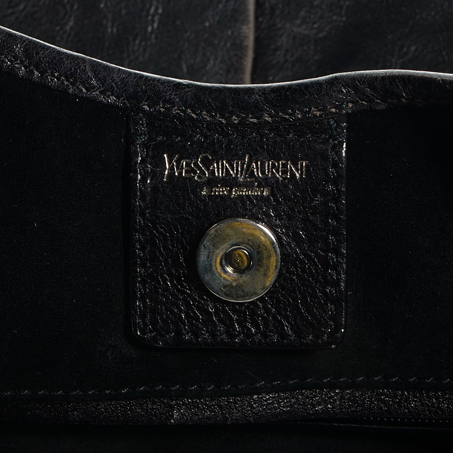 Buffalo Leather Medium Mombasa Horn Bag Black