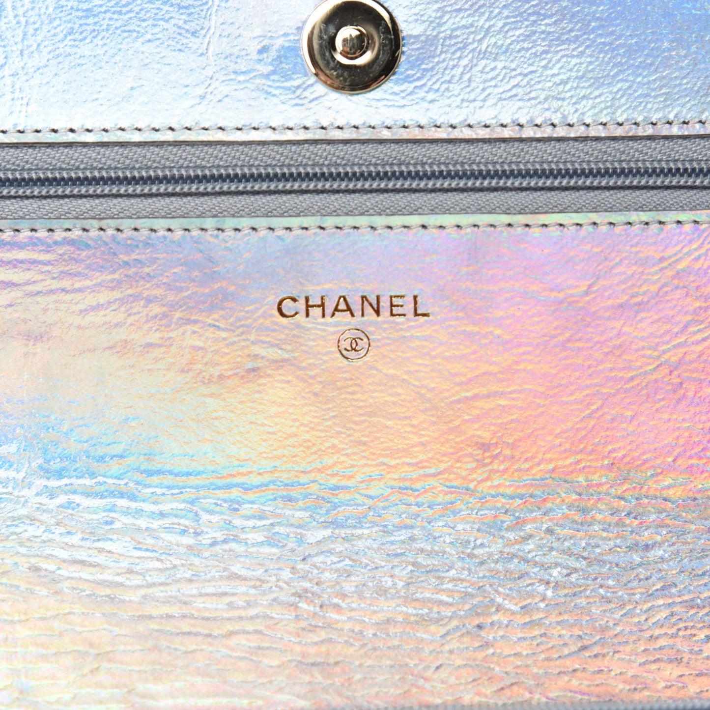 Iridescent Goatskin Quilted Wallet On Chain WOC Silver