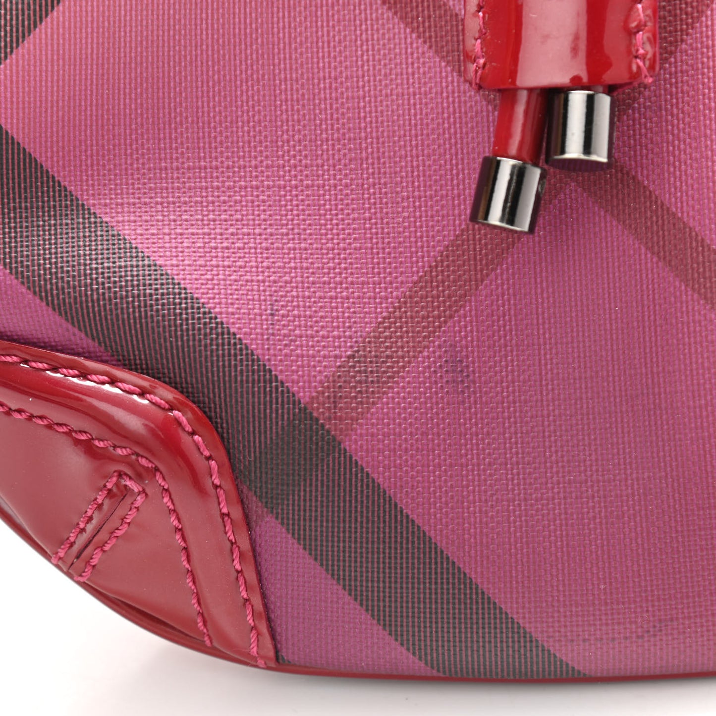 Patent Trim Gradient Nova Check Drawstring Shoulder Bag Raspberry