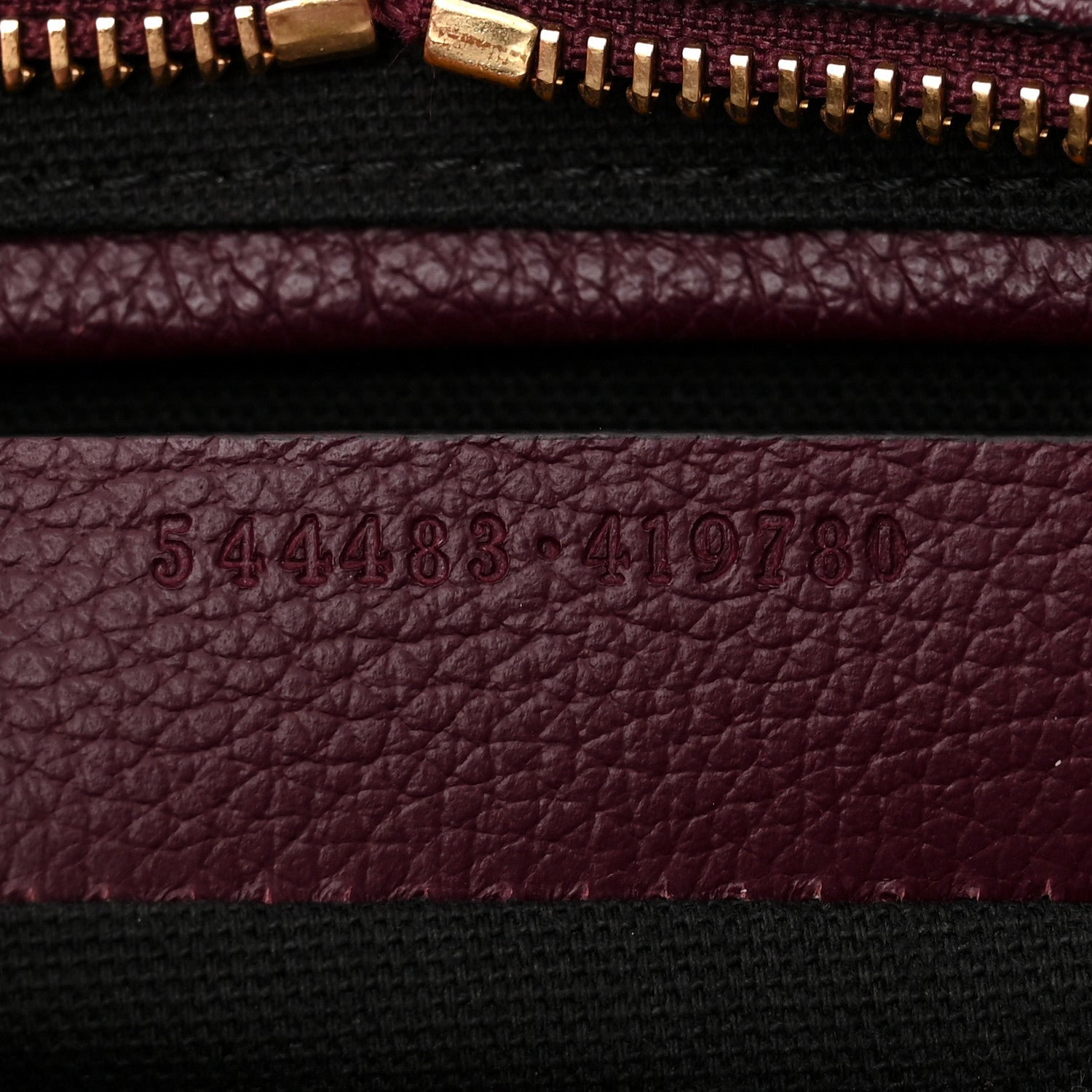 Alexander McQueen Pebbled Calfskin Small Skull Padlock Zip Around Tote Burgundy 7 of 13