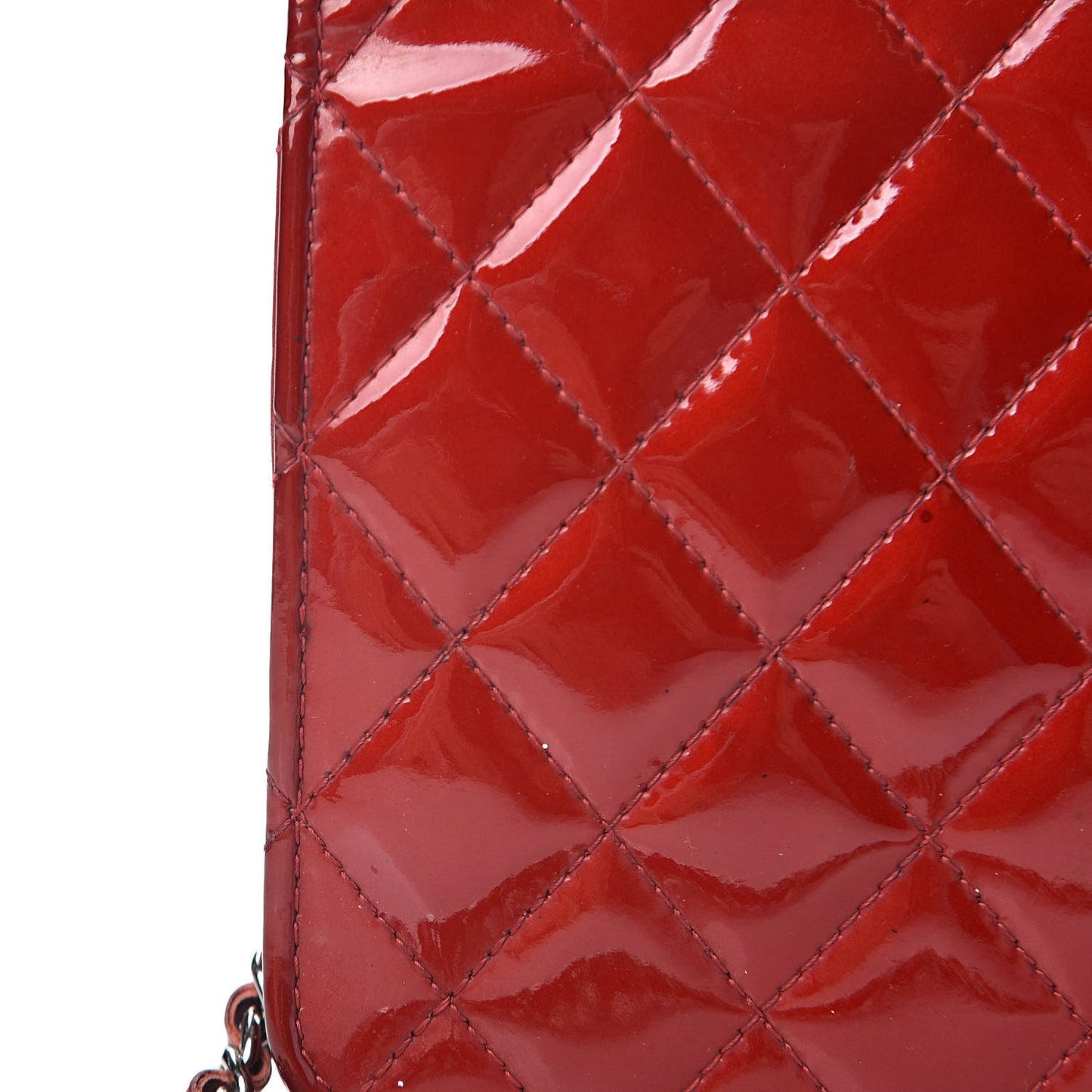 Patent Quilted Brilliant Wallet On Chain WOC Red