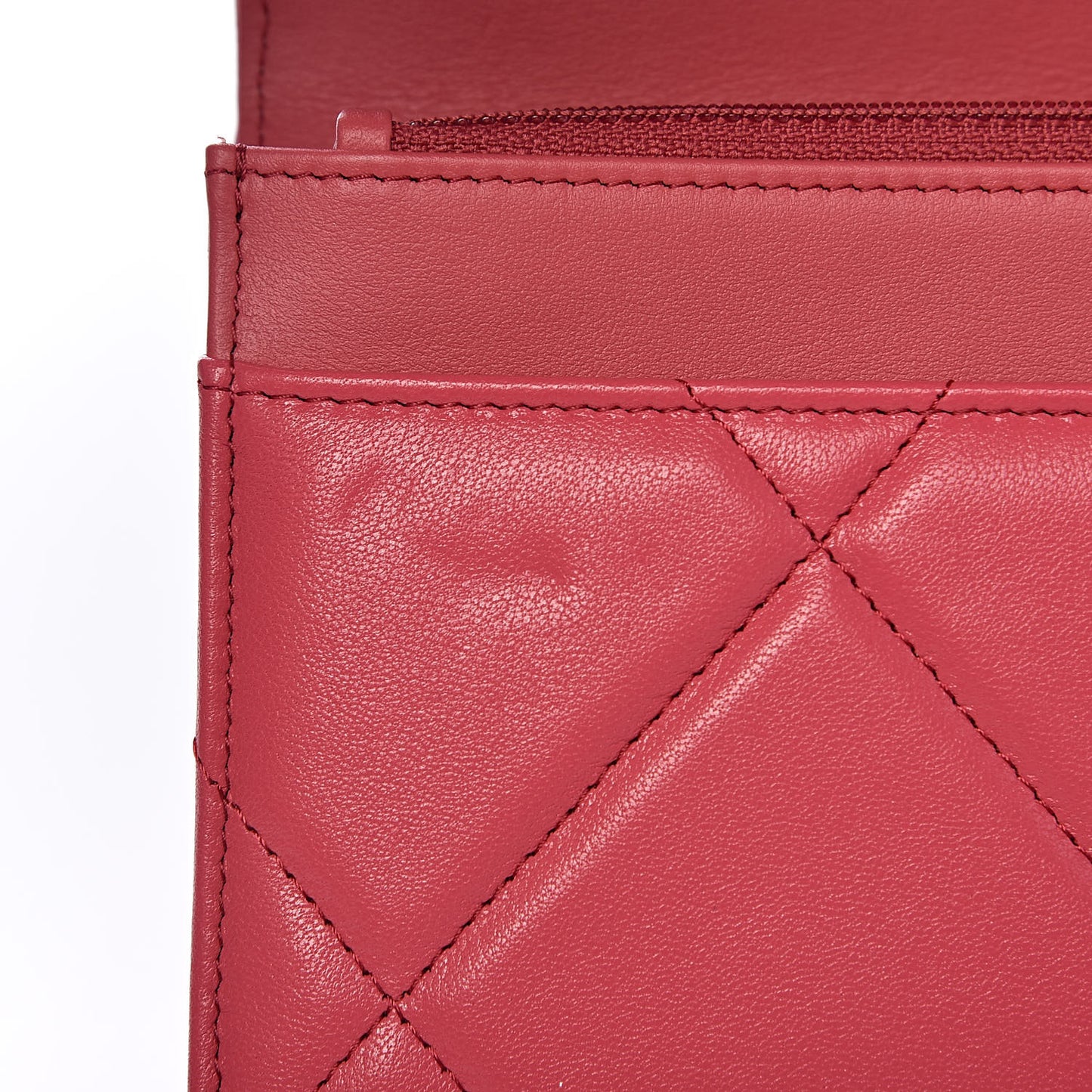 Lambskin Quilted 19 Wallet On Chain WOC Pink