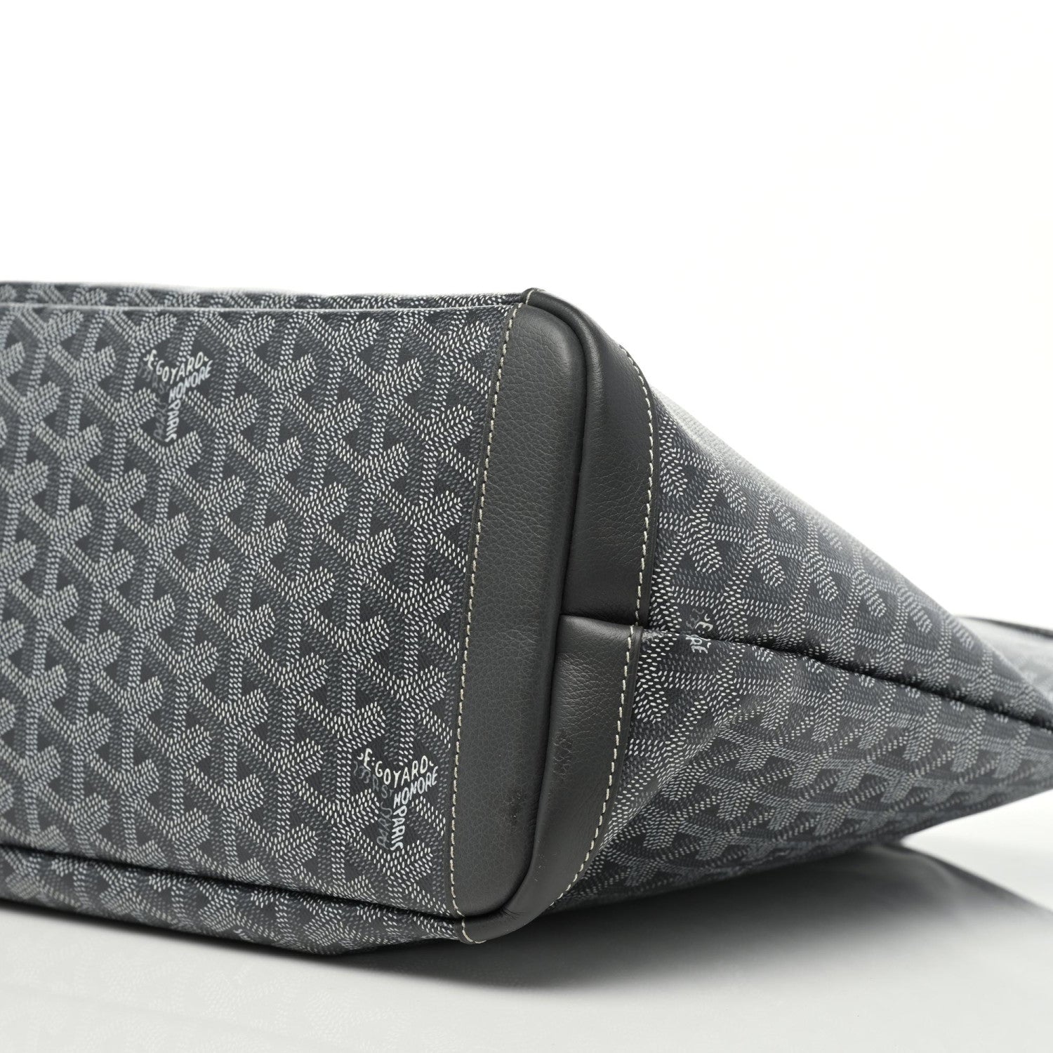 Goyard Goyardine Artois MM Grey 12 of 17