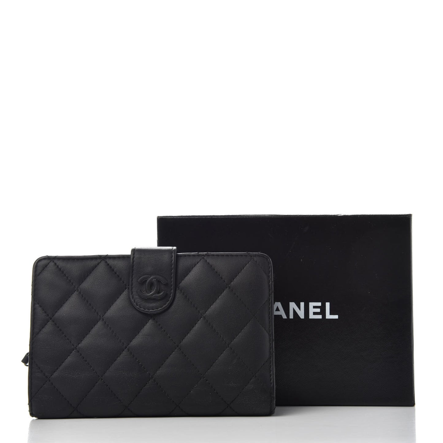 Lambskin Quilted Zipped Pocket Wallet Black