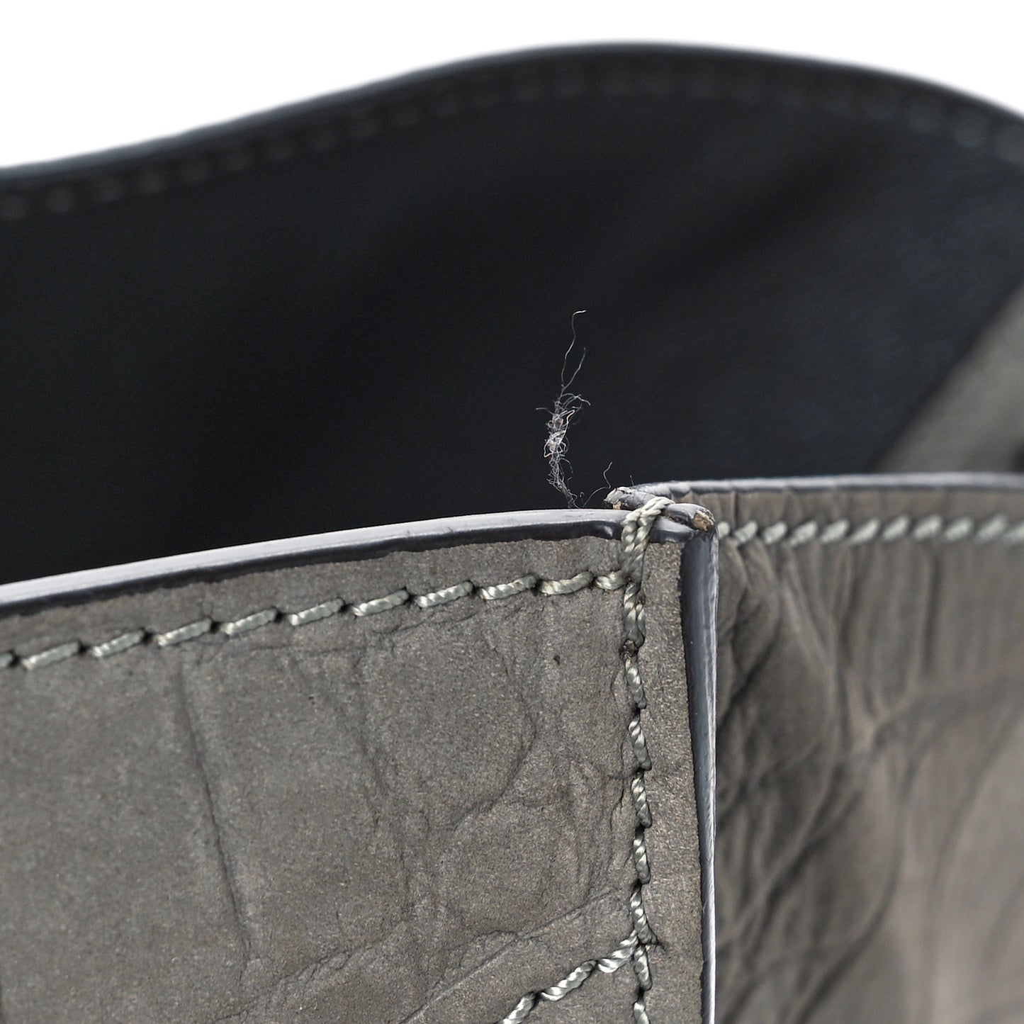 Crocodile Embossed Nubuck Medium Phantom Luggage Grey