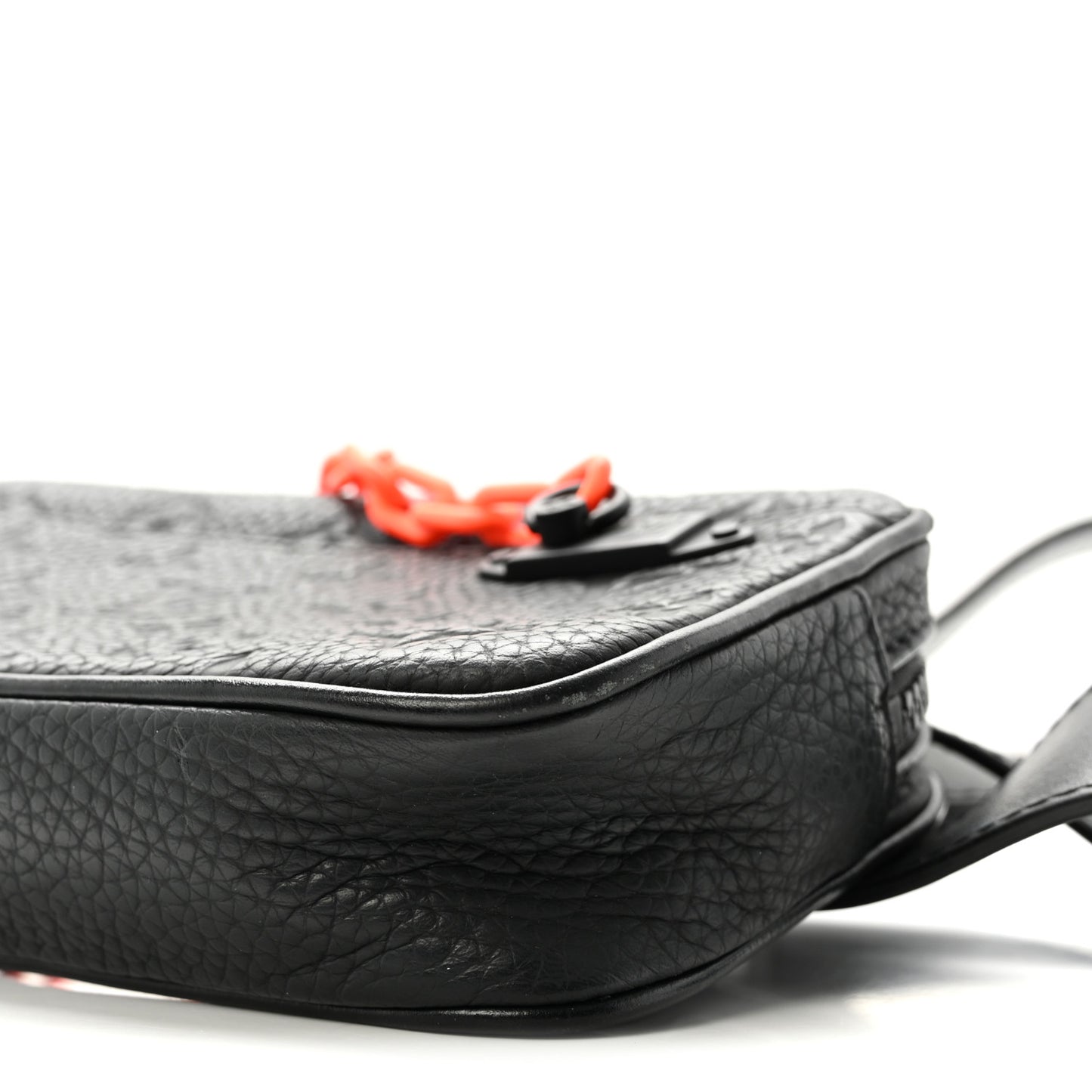 Taurillon Monogram Uniformes Solar Ray Soft Pochette Volga Belt Bag Black