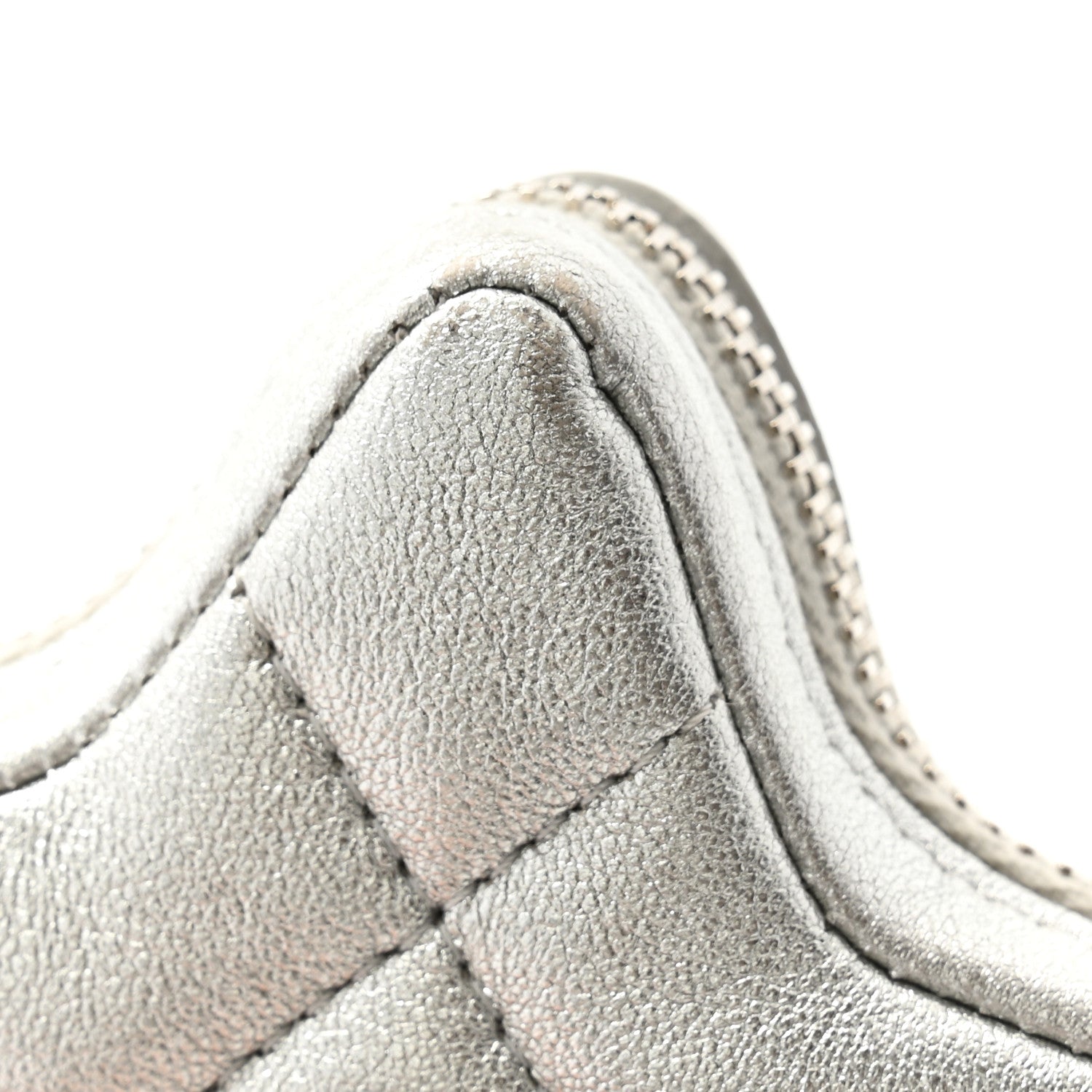 Chanel Metallic Lambskin Walk Of Fame Star Clip On Coin Purse Silver 9 of 9