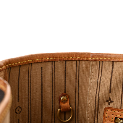 Louis Vuitton Monogram Neverfull MM 16 of 24