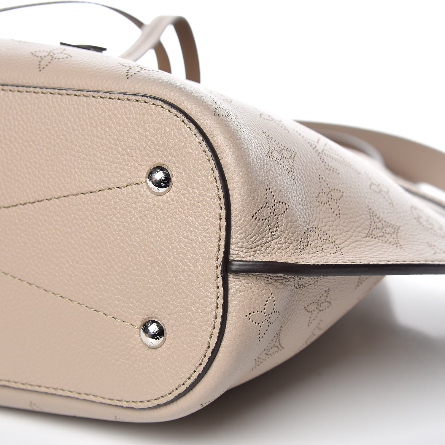Louis Vuitton Mahina Girolata Galet 6 of 12