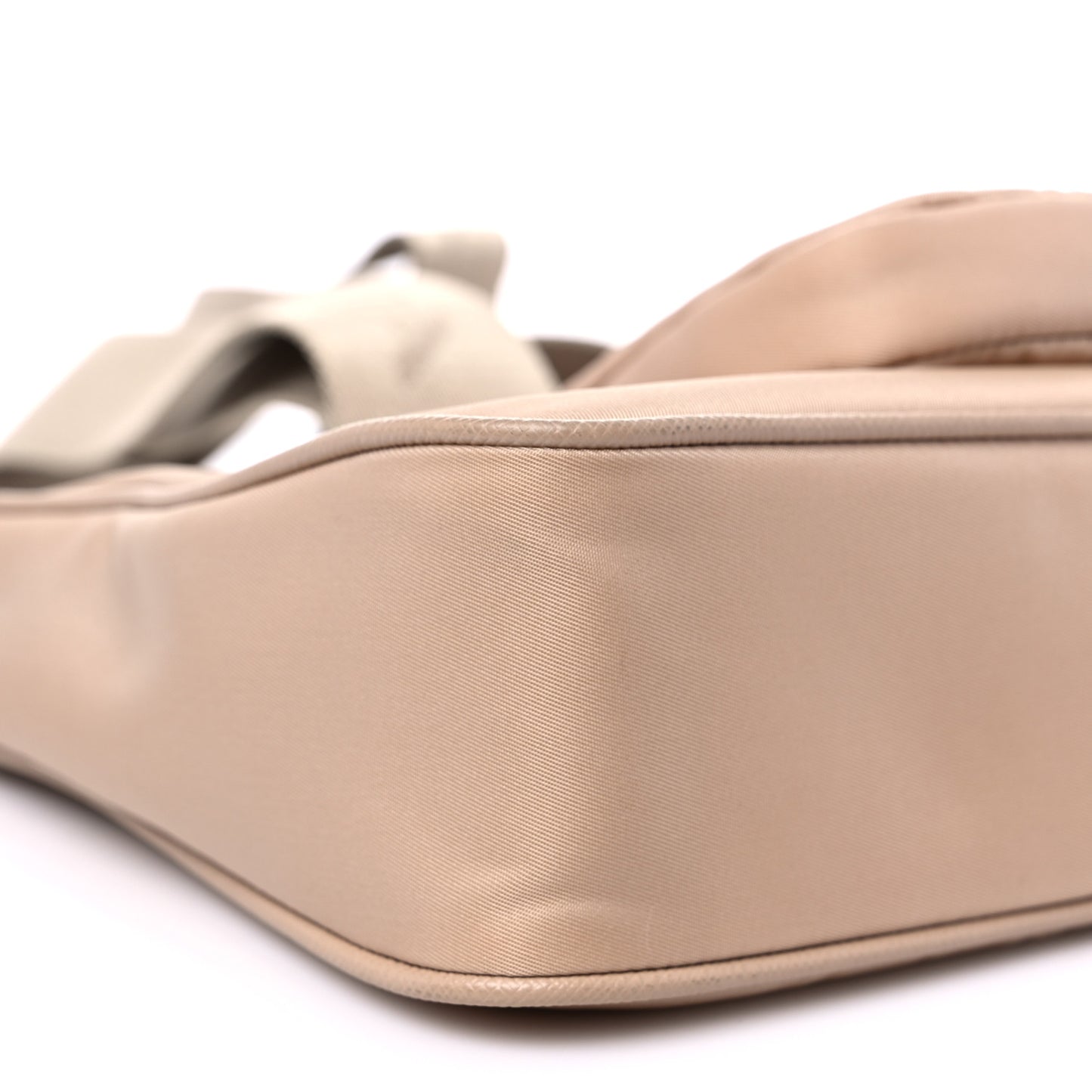 Nylon Re-Edition 2005 Shoulder Bag Deserto