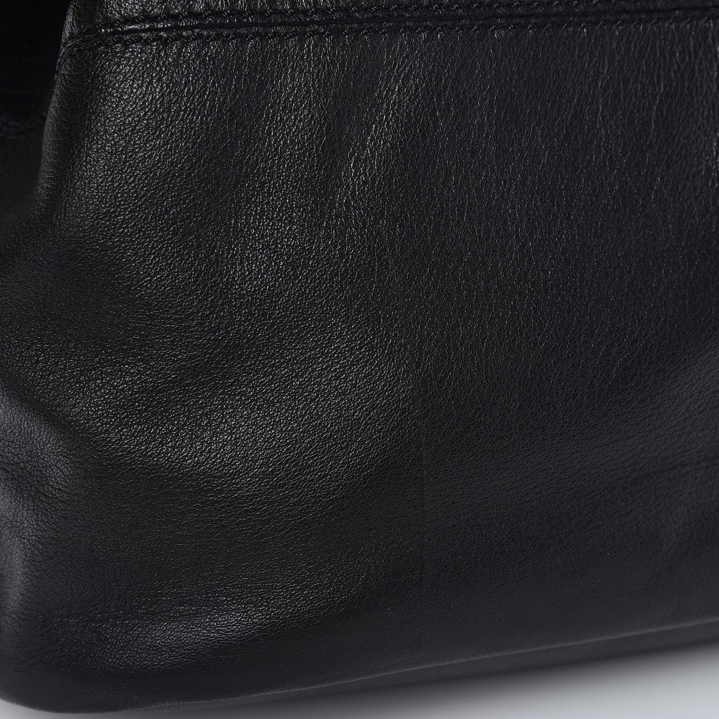 Lambskin Studded Medium Nightingale Black