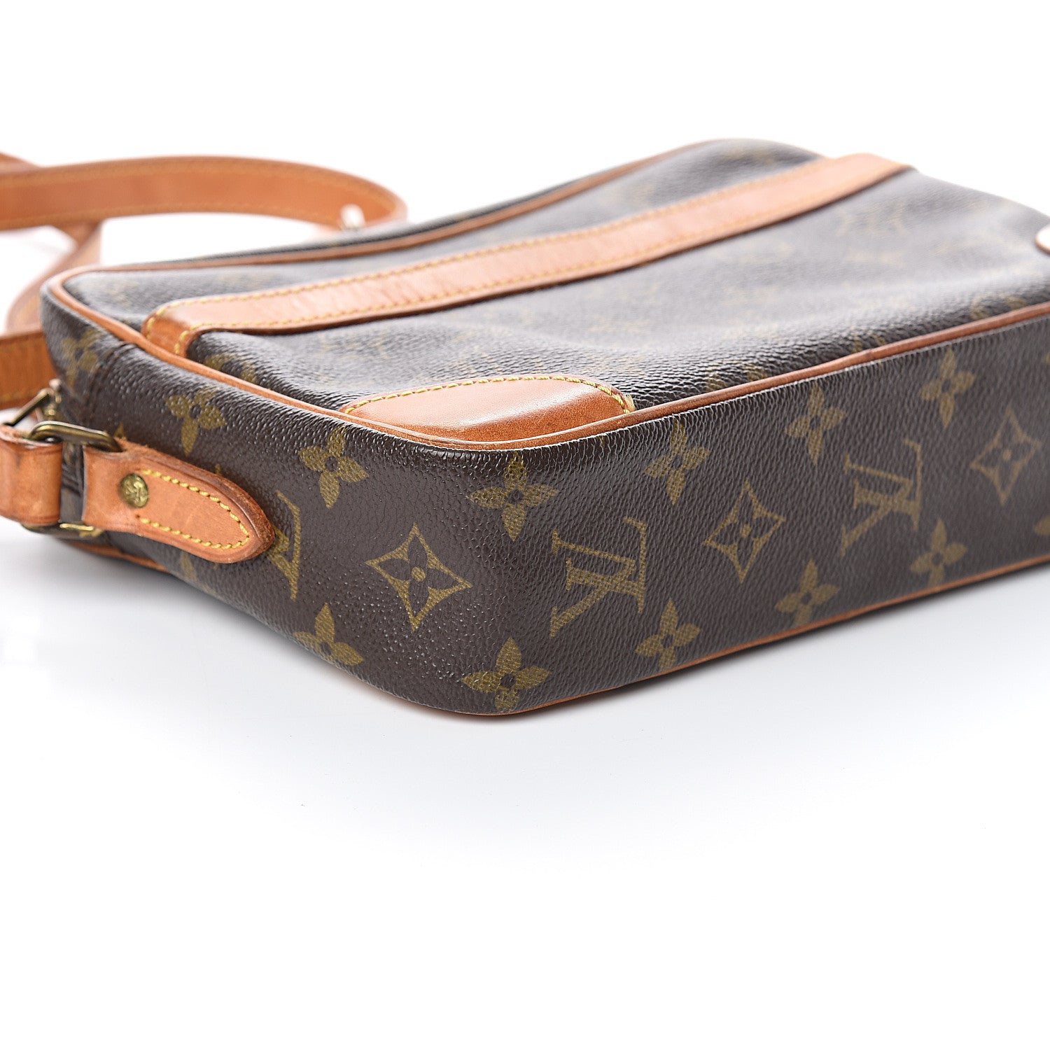 Louis Vuitton Monogram Trocadero 24 7 of 8