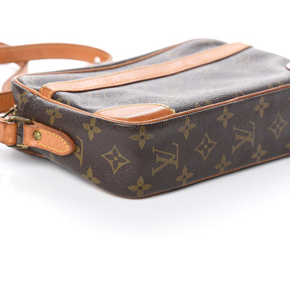 Louis Vuitton Monogram Trocadero 24 7 of 8