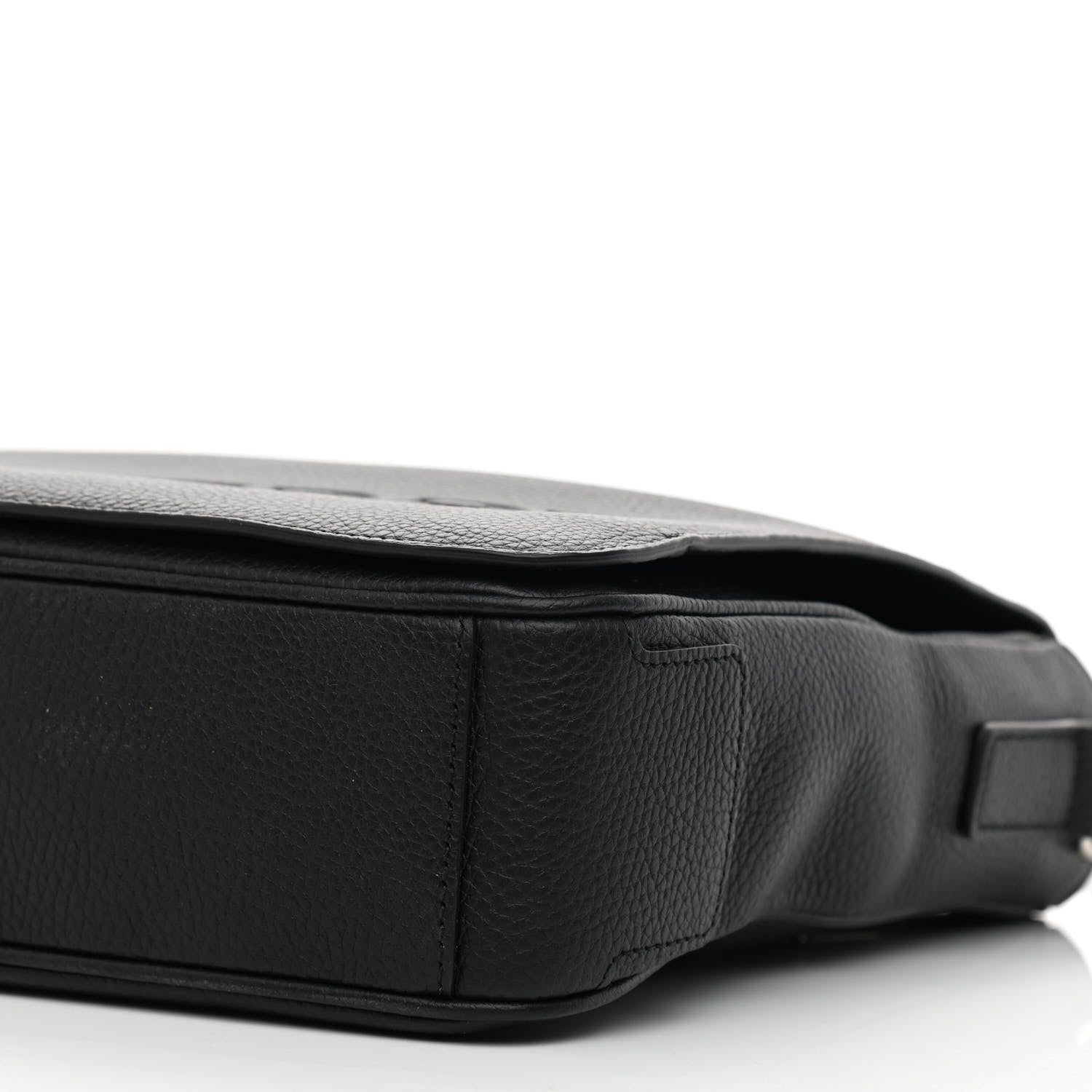 Burberry Grainy Calfskin Embossed Bruno Messenger Black 11 of 11