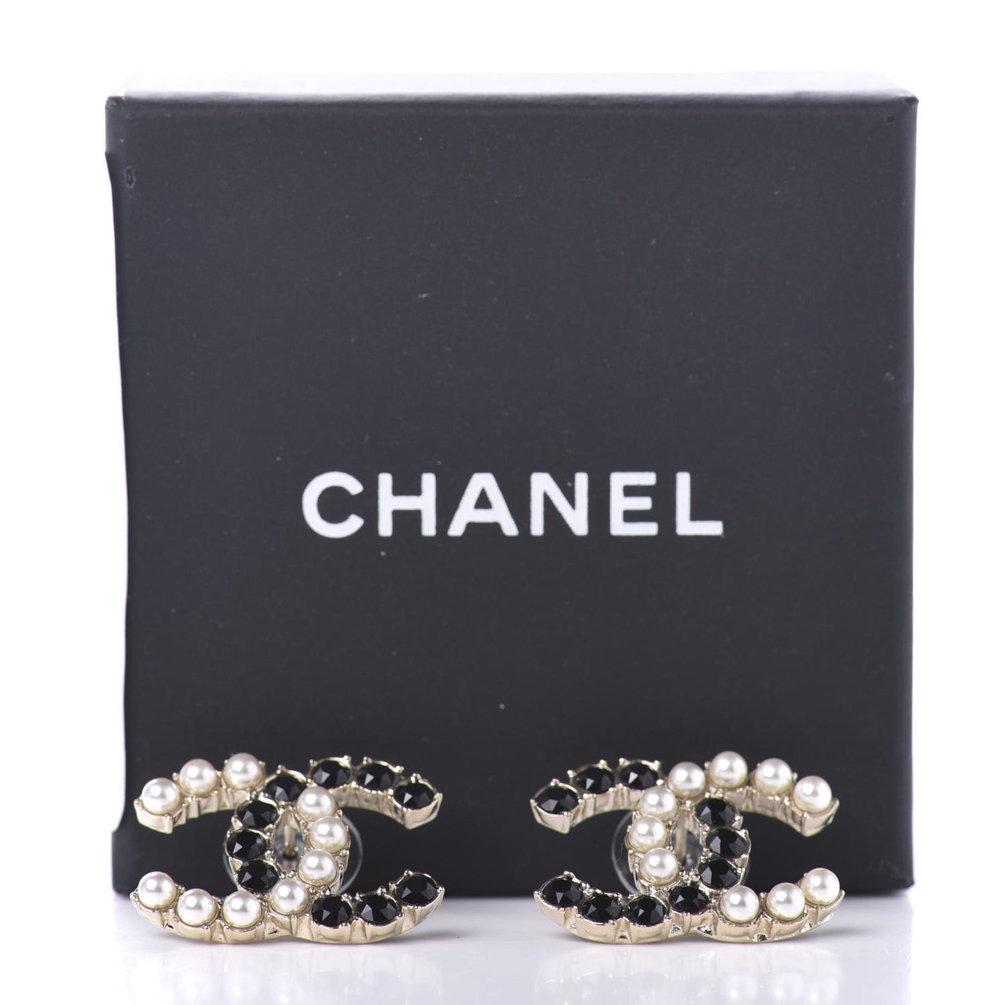 Resin Pearl CC Dazzling Domino Earrings Gold Black