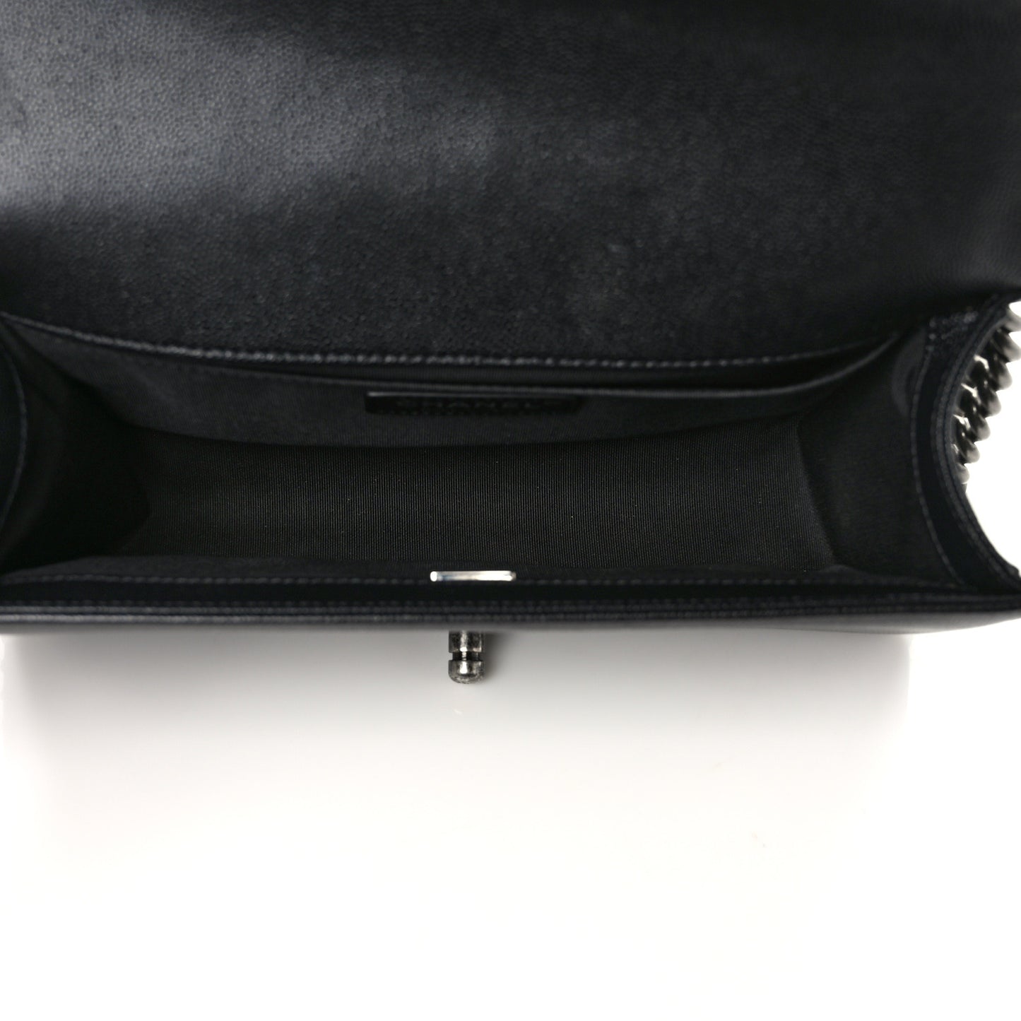 Caviar Quilted Medium Boy Flap Black