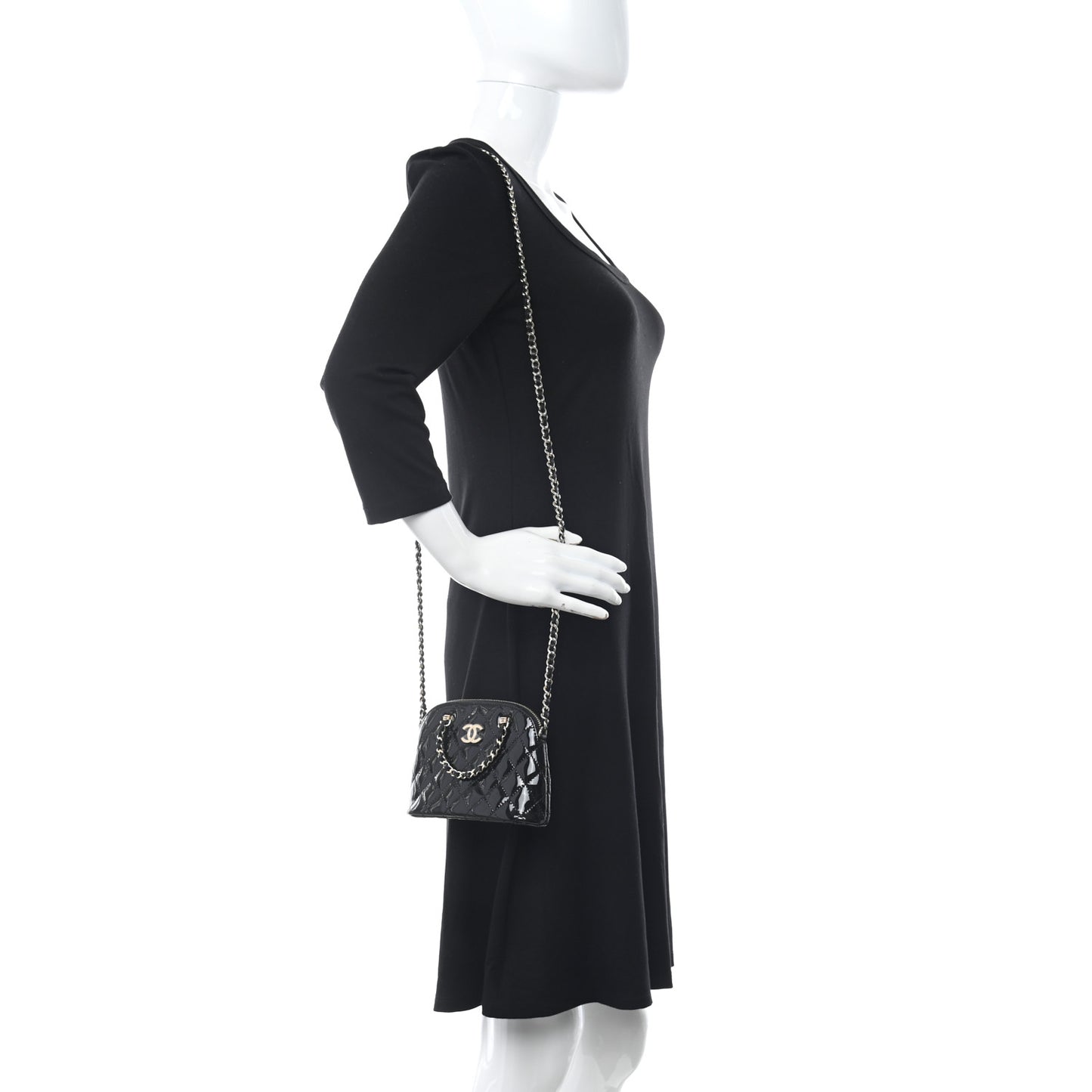 Patent Calfskin Quilted Shiny Coco Clutch With Chain Black