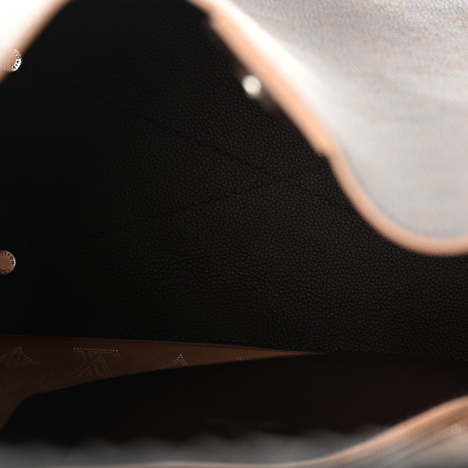 Louis Vuitton Mahina Carmel Hobo Chocolate 5 of 10