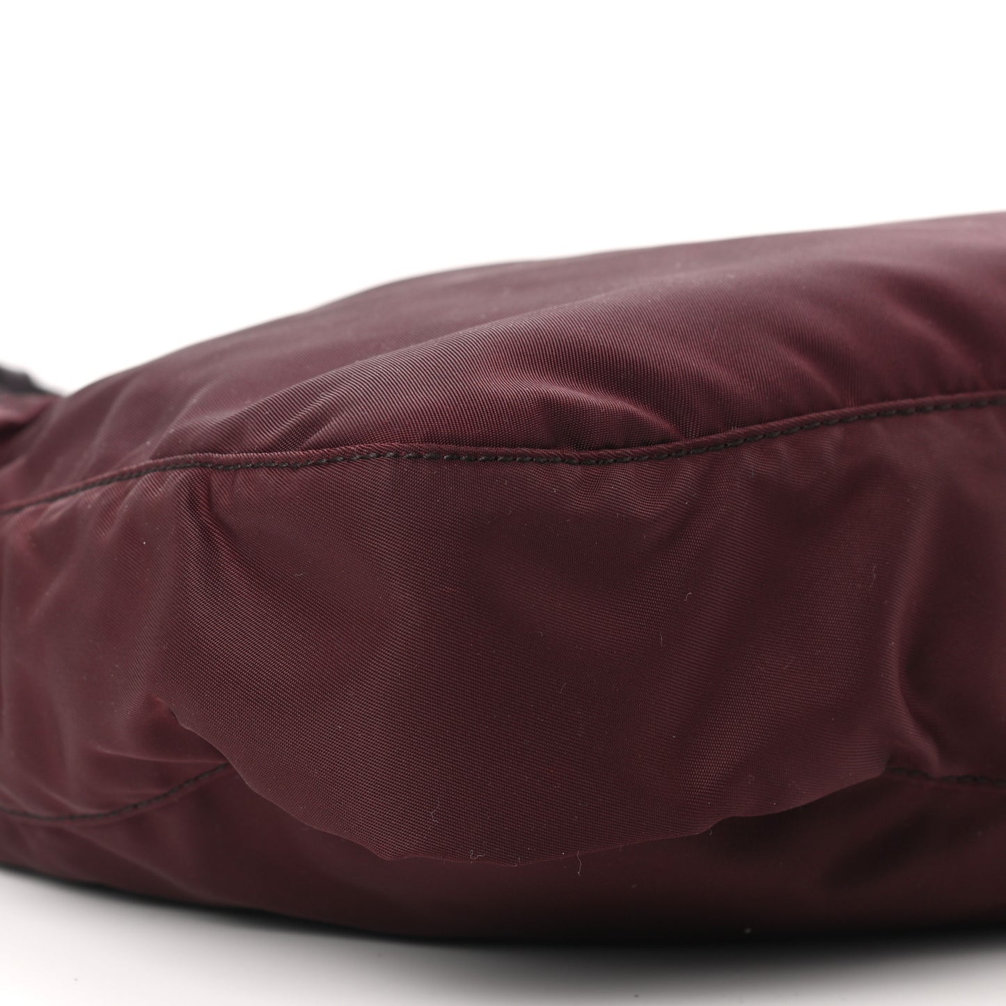 Nylon Vela Messenger Bag Bordeaux