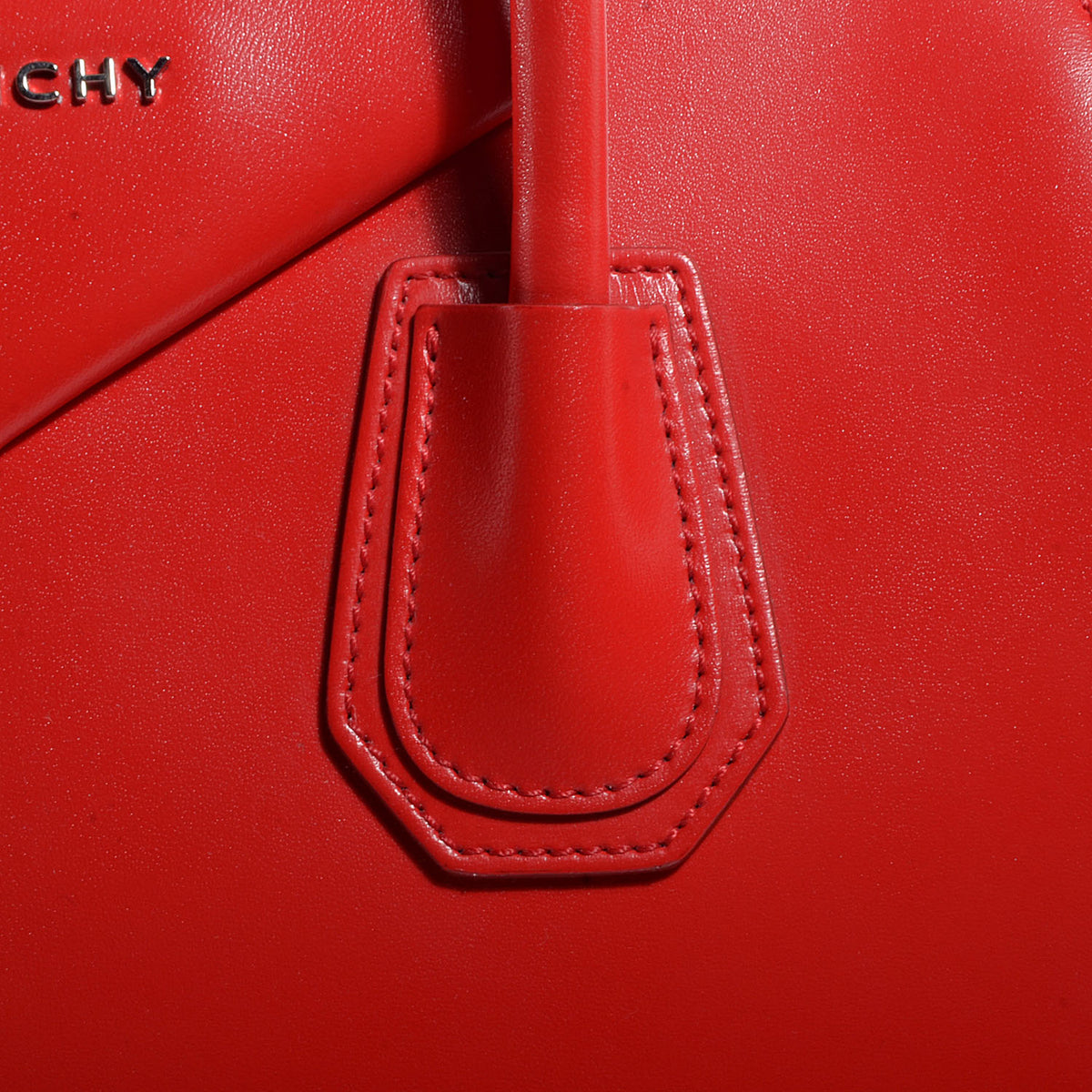 Shiny Lord Calfskin Medium Antigona Medium Red