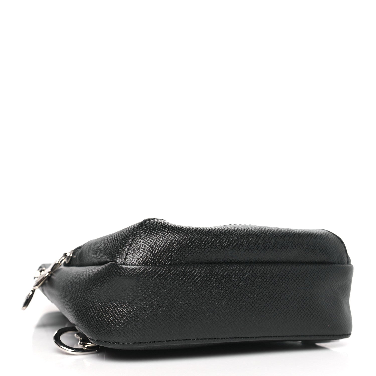 Louis Vuitton Taiga Avenue Sling Bag Epicea 4 of 8