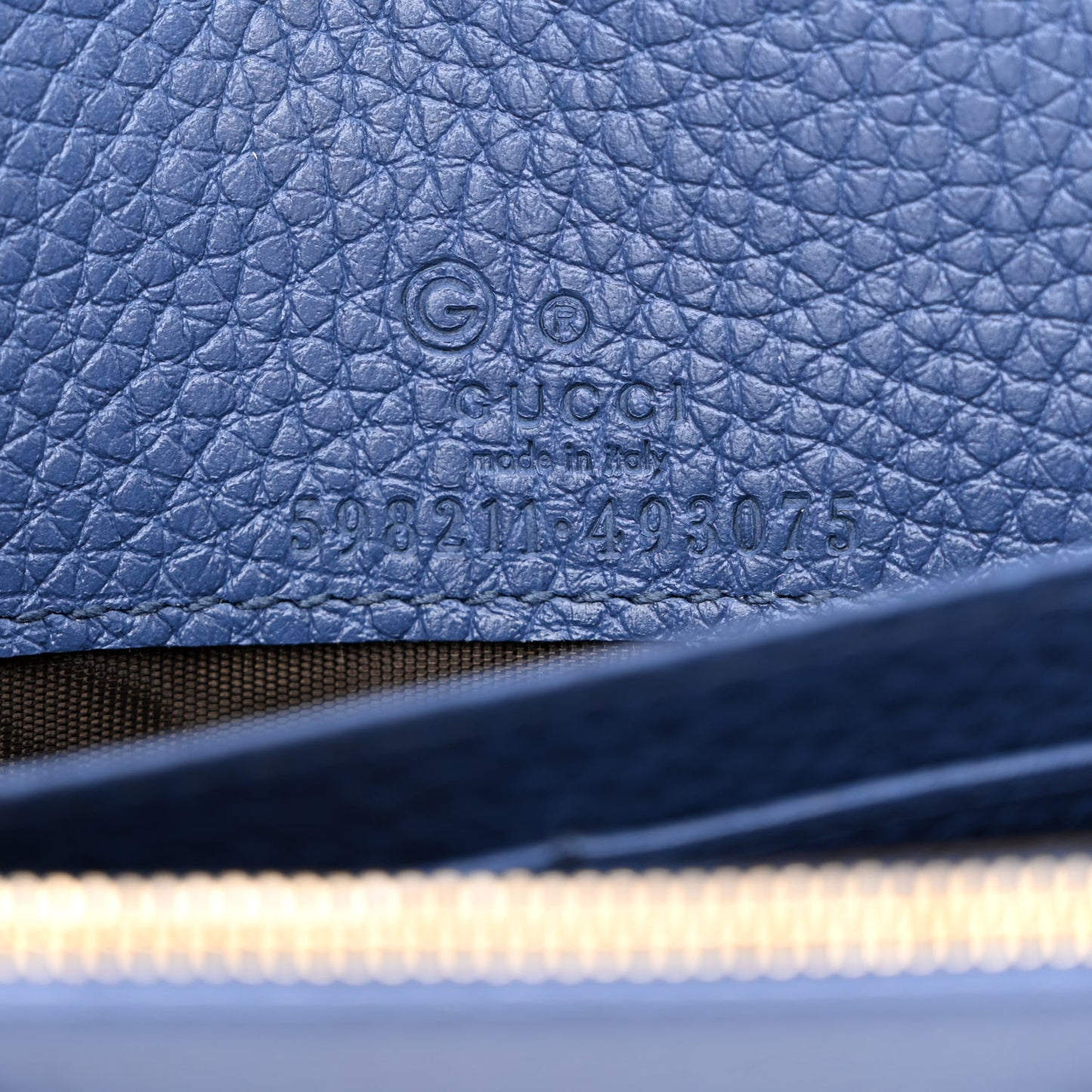 Pebbled Calfskin Soho Wallet On Chain Caspian