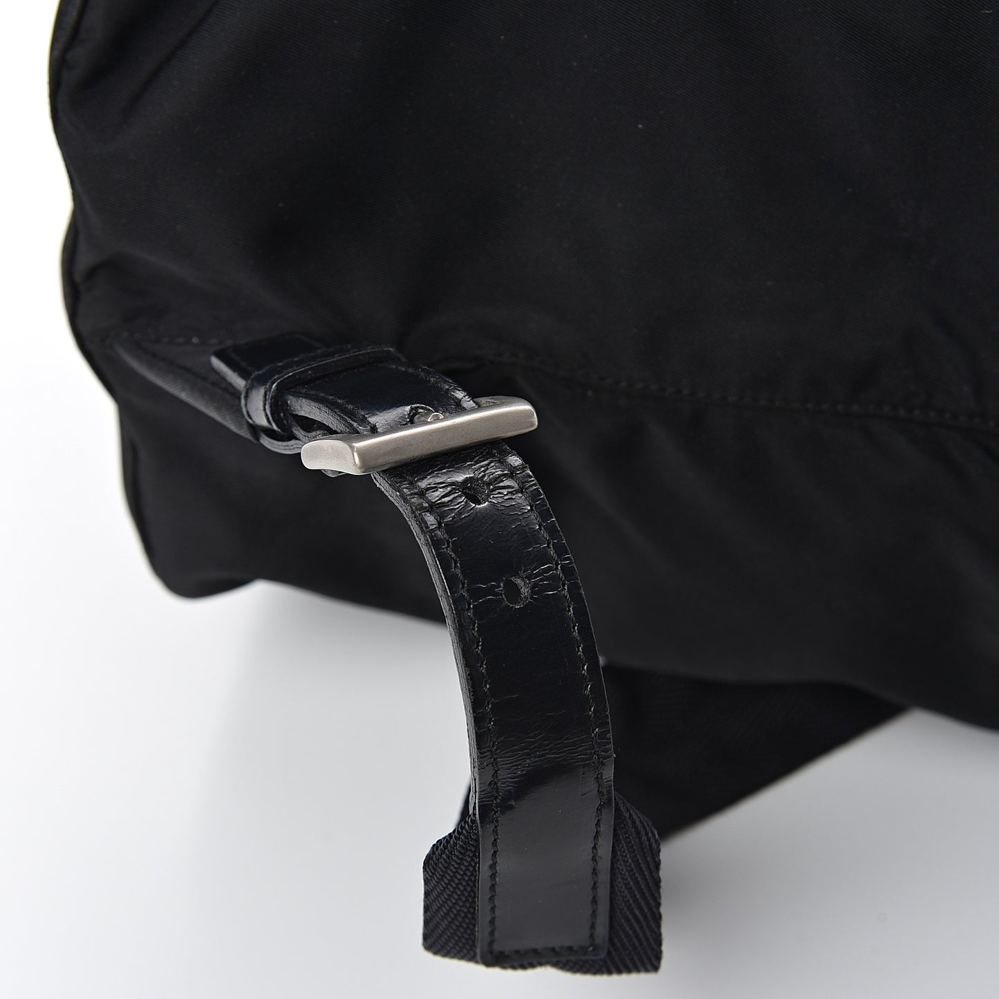 Nylon Vela Medium Cinch Backpack Black
