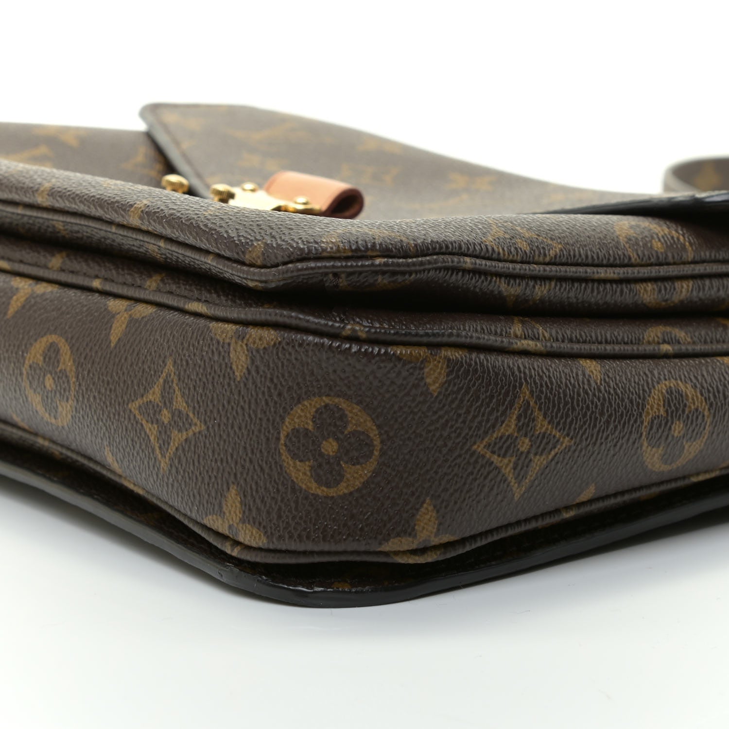 Louis Vuitton Monogram Pochette Metis 8 of 10