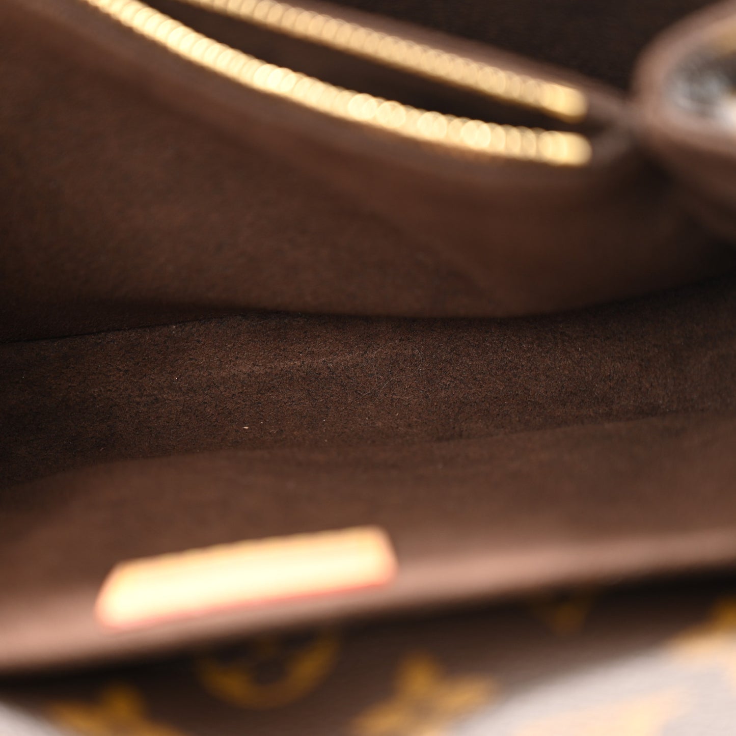 Monogram Pochette Metis East West