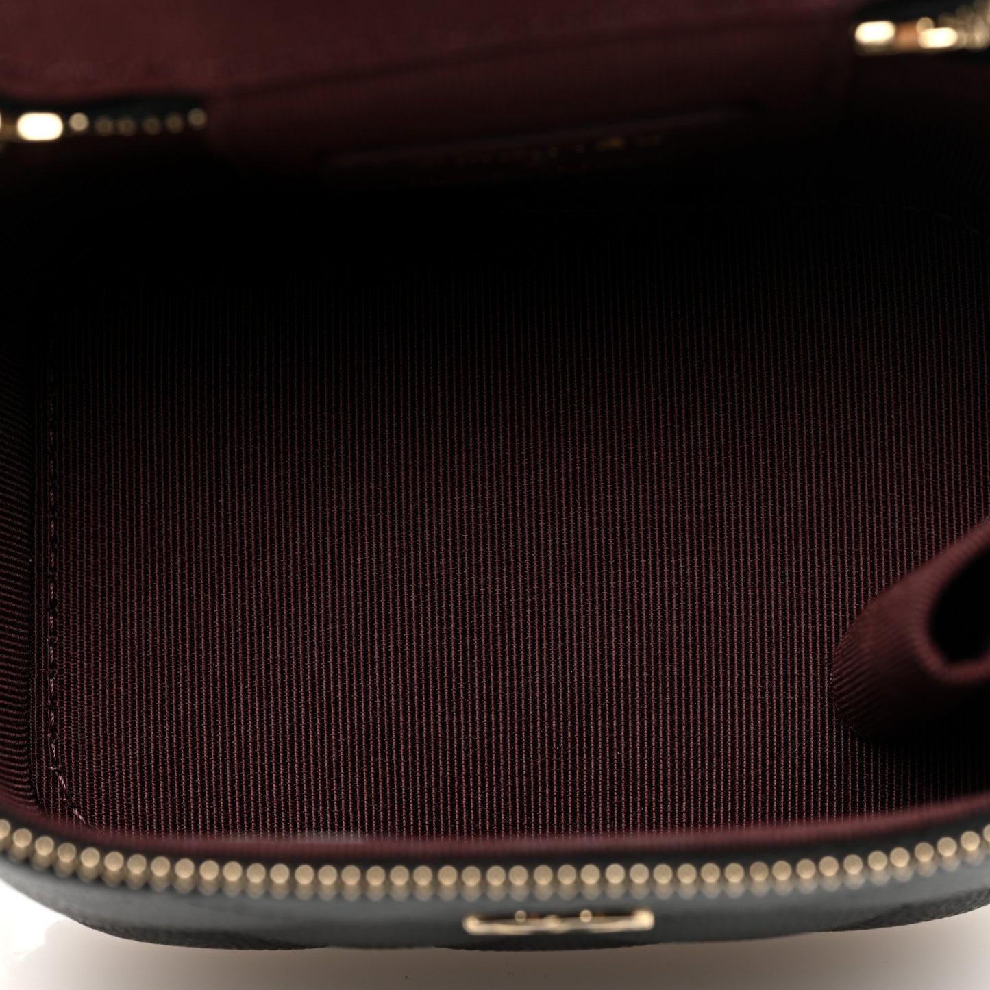 Caviar Quilted Mini Vanity Case With Chain Black