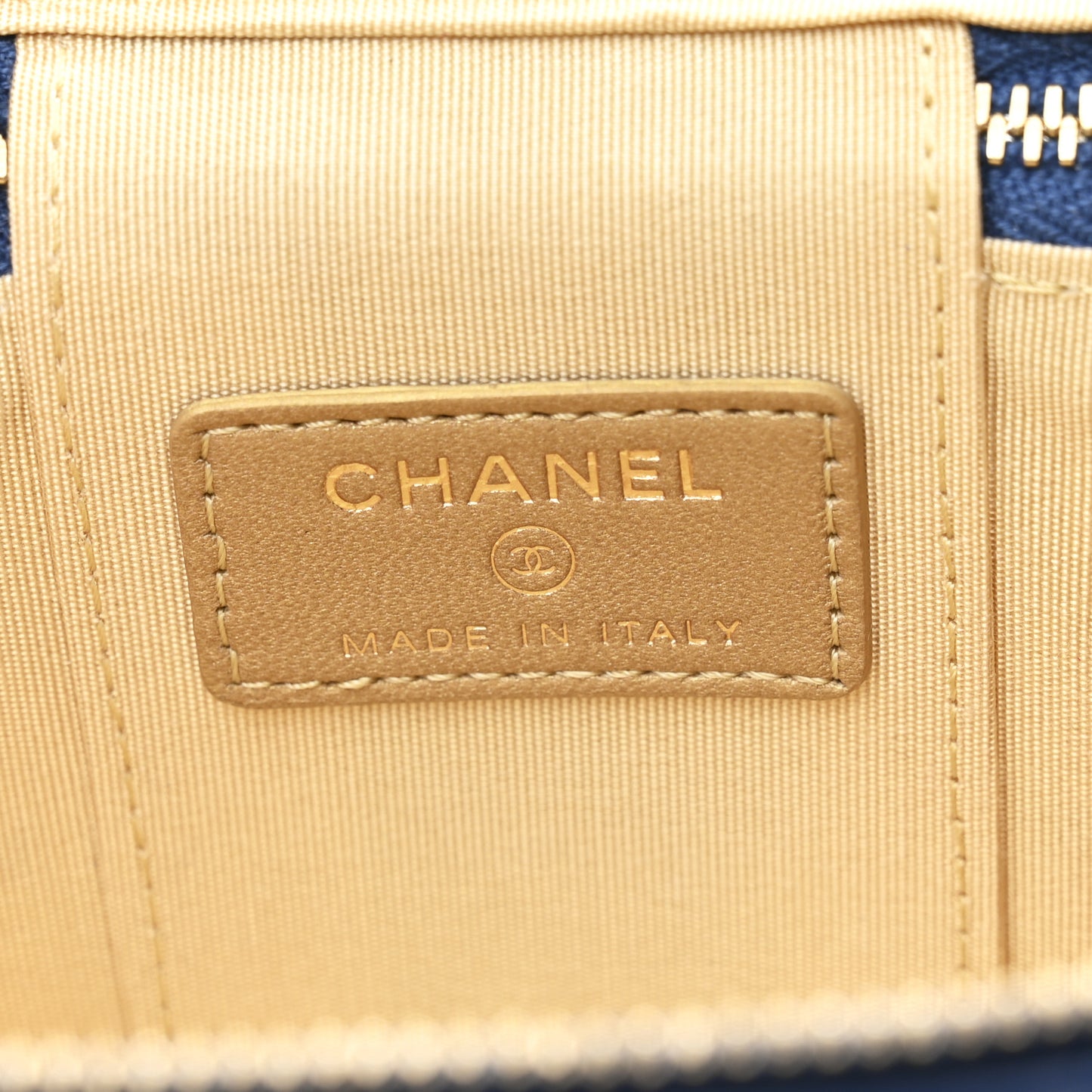 Lambskin Quilted Pearl Crush Mini Vanity Case With Chain Blue