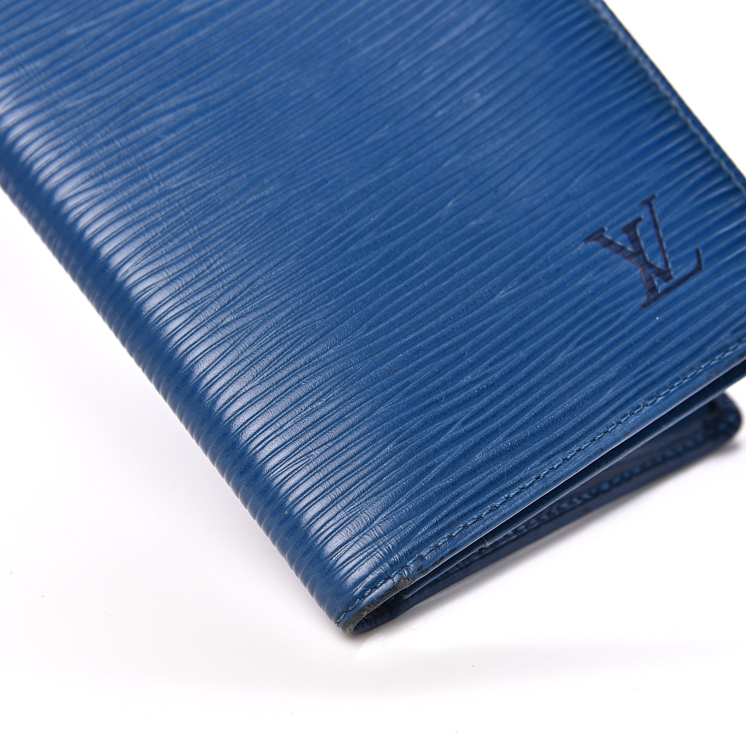 Louis Vuitton Epi Checkbook Card Holder Cyan 7 of 11