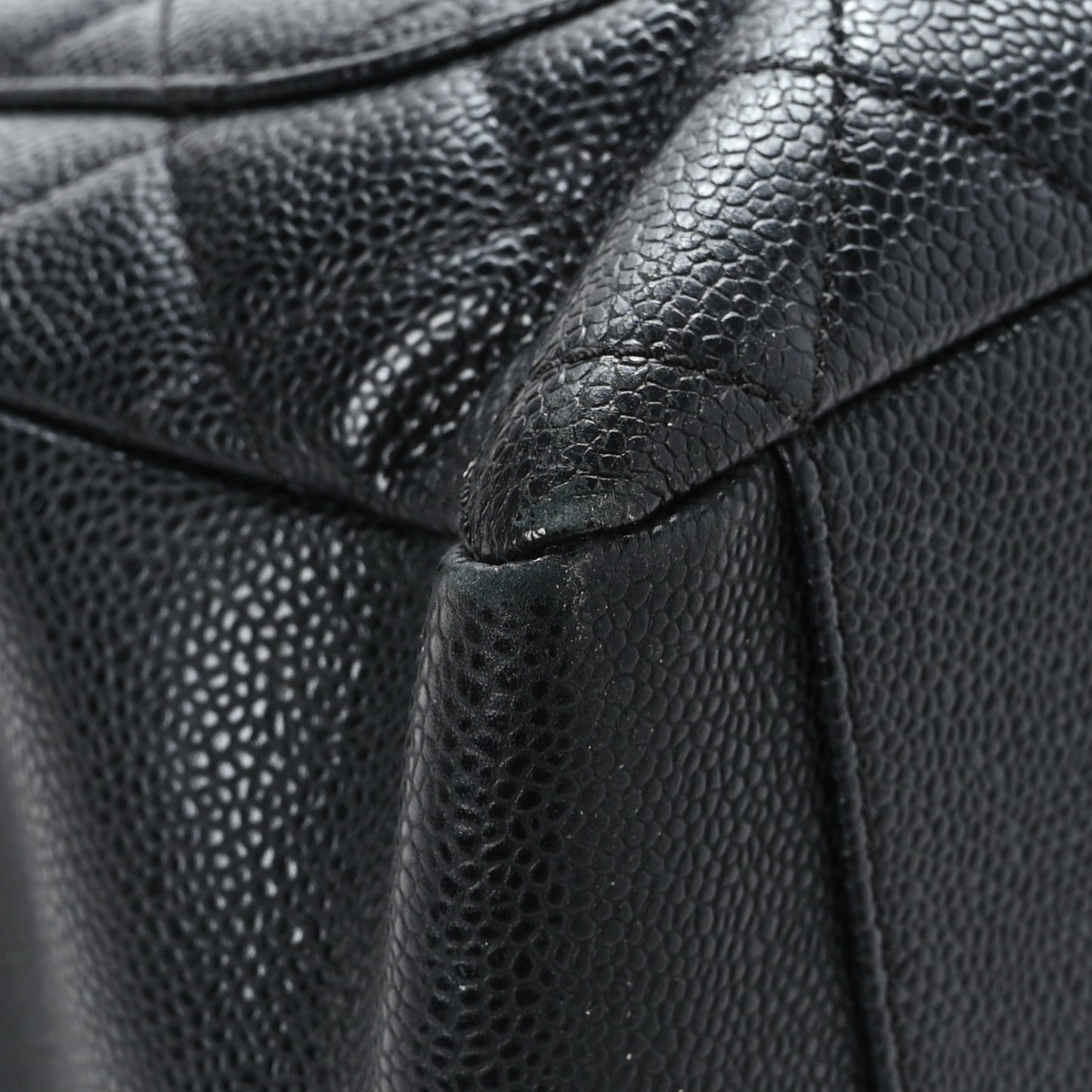 Caviar Quilted Grand Shopping Tote GST Black