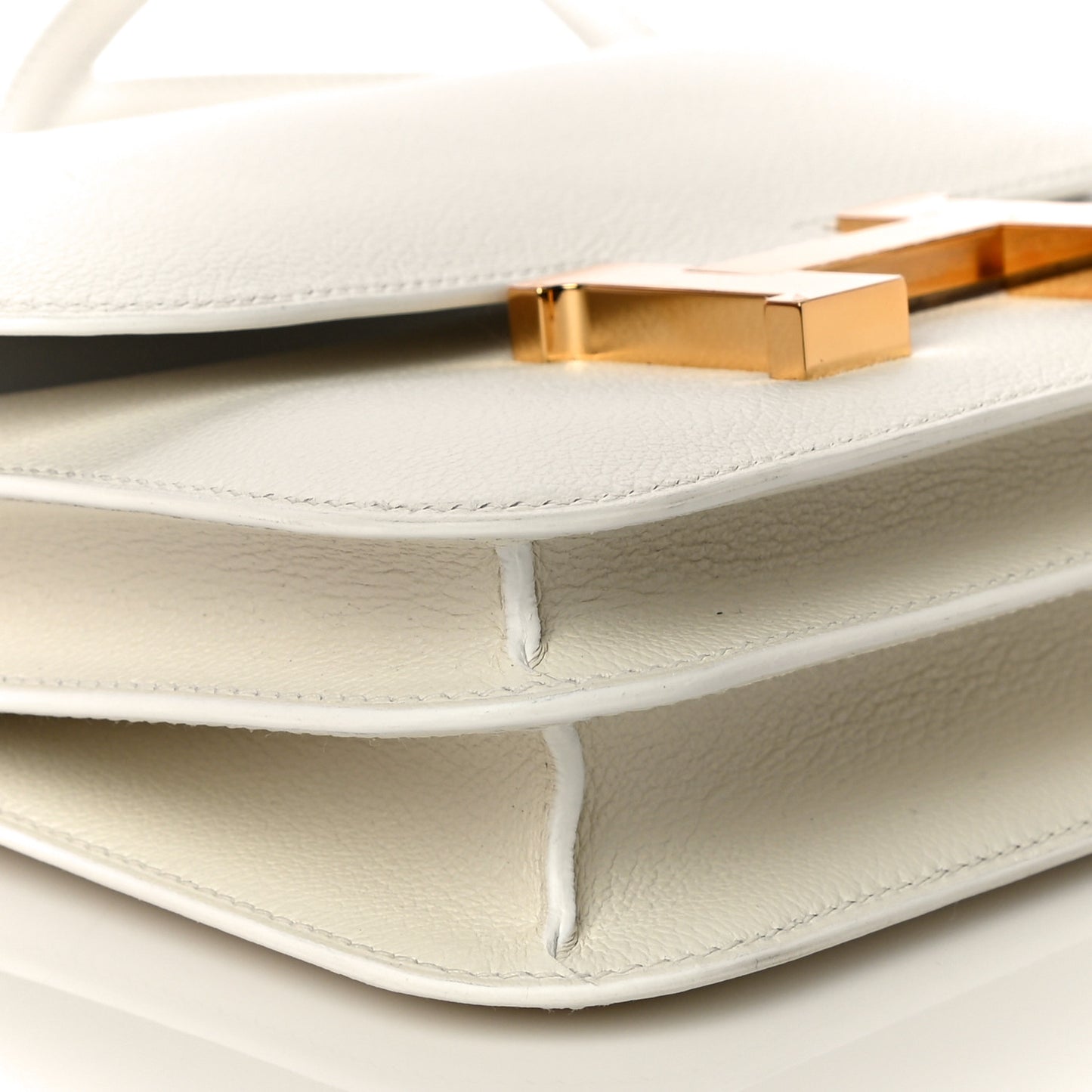 Evercolor Constance 18 White