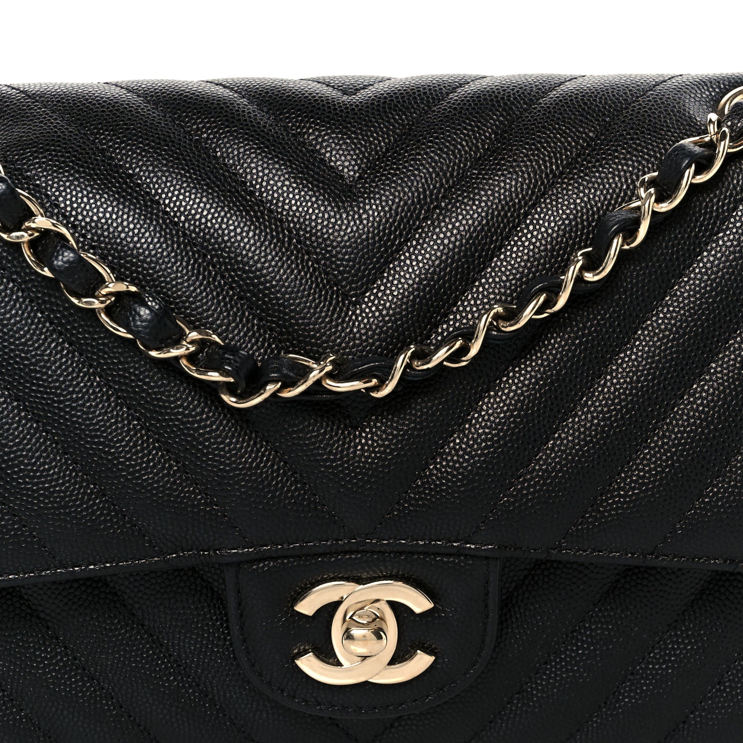 Caviar Chevron Quilted Medium Double Flap Black