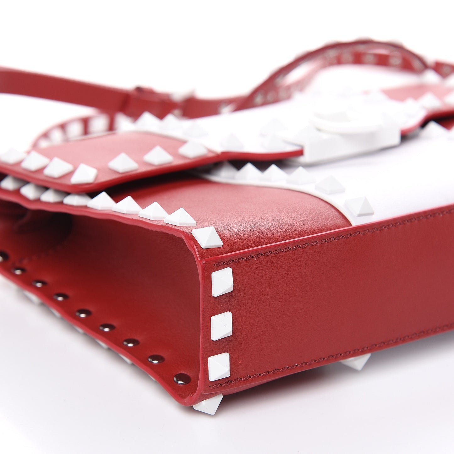 Vitello Colorblock Medium Free Rockstud Flip Lock Crossbody Bag Rosso Valentino Optic White