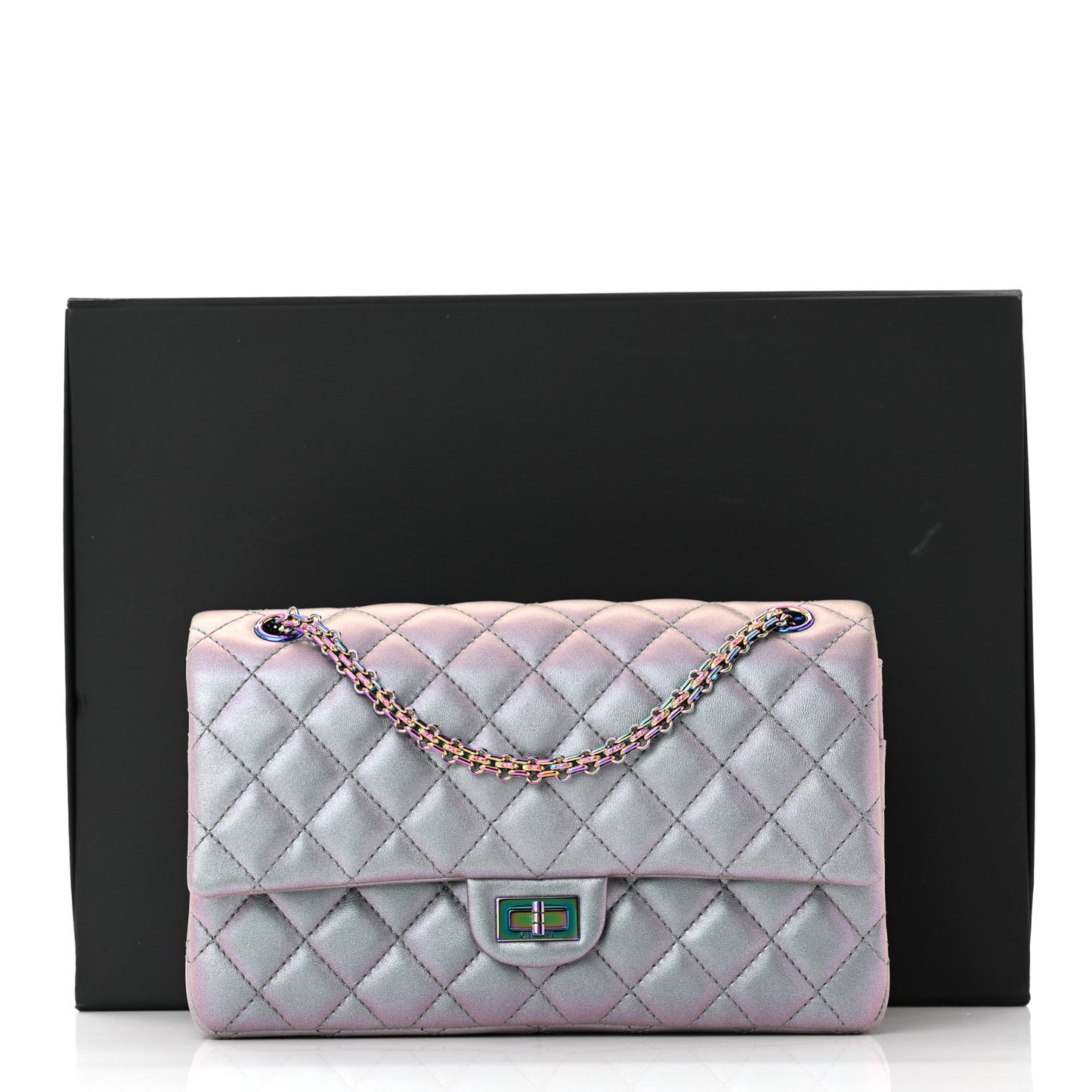 Iridescent Lambskin Quilted 2.55 Reissue 226 Flap Light Purple
