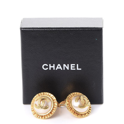 Chanel Pearl CC Clip On Earrings Gold 12 of 12