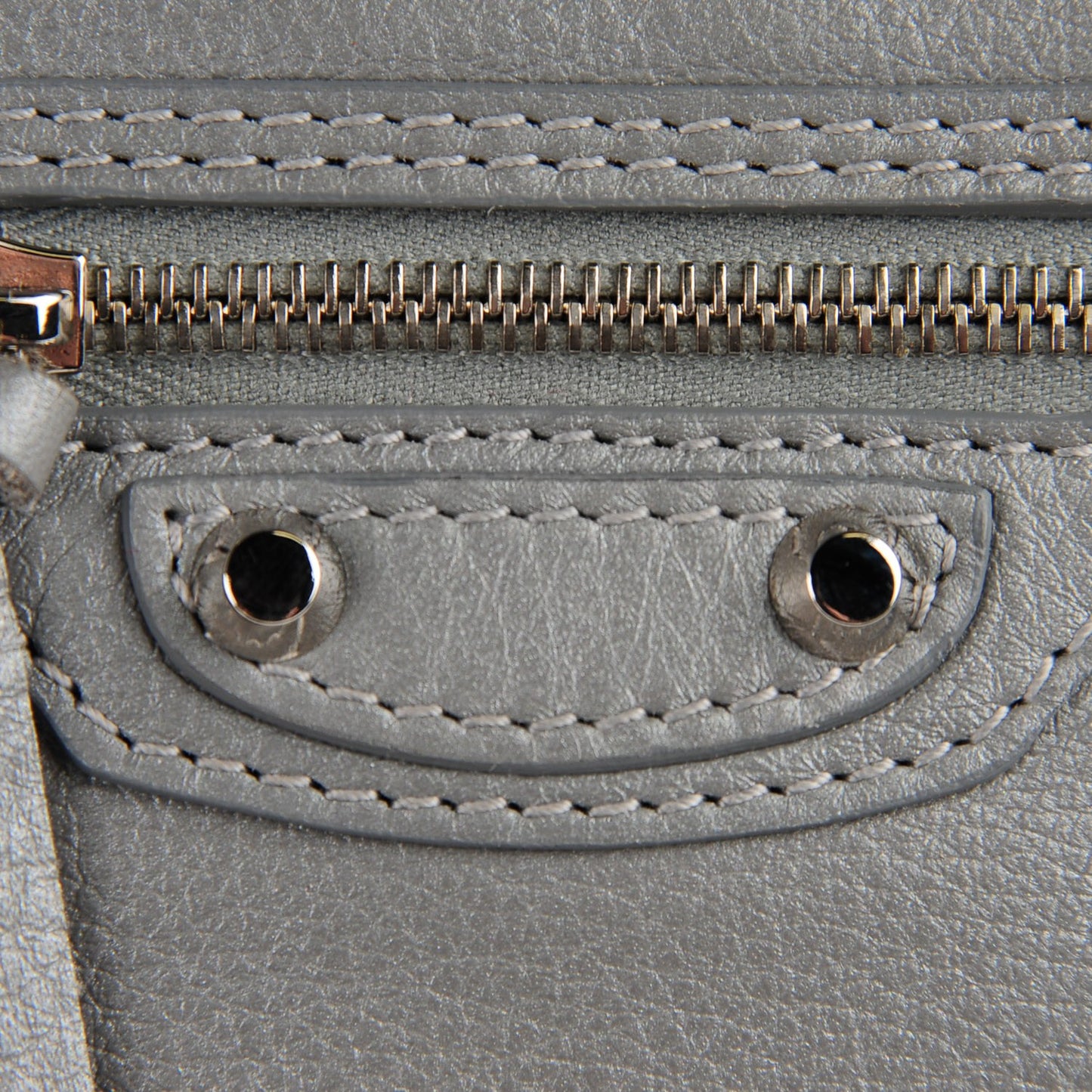 Veau Papier Sight Clutch Gris Metal