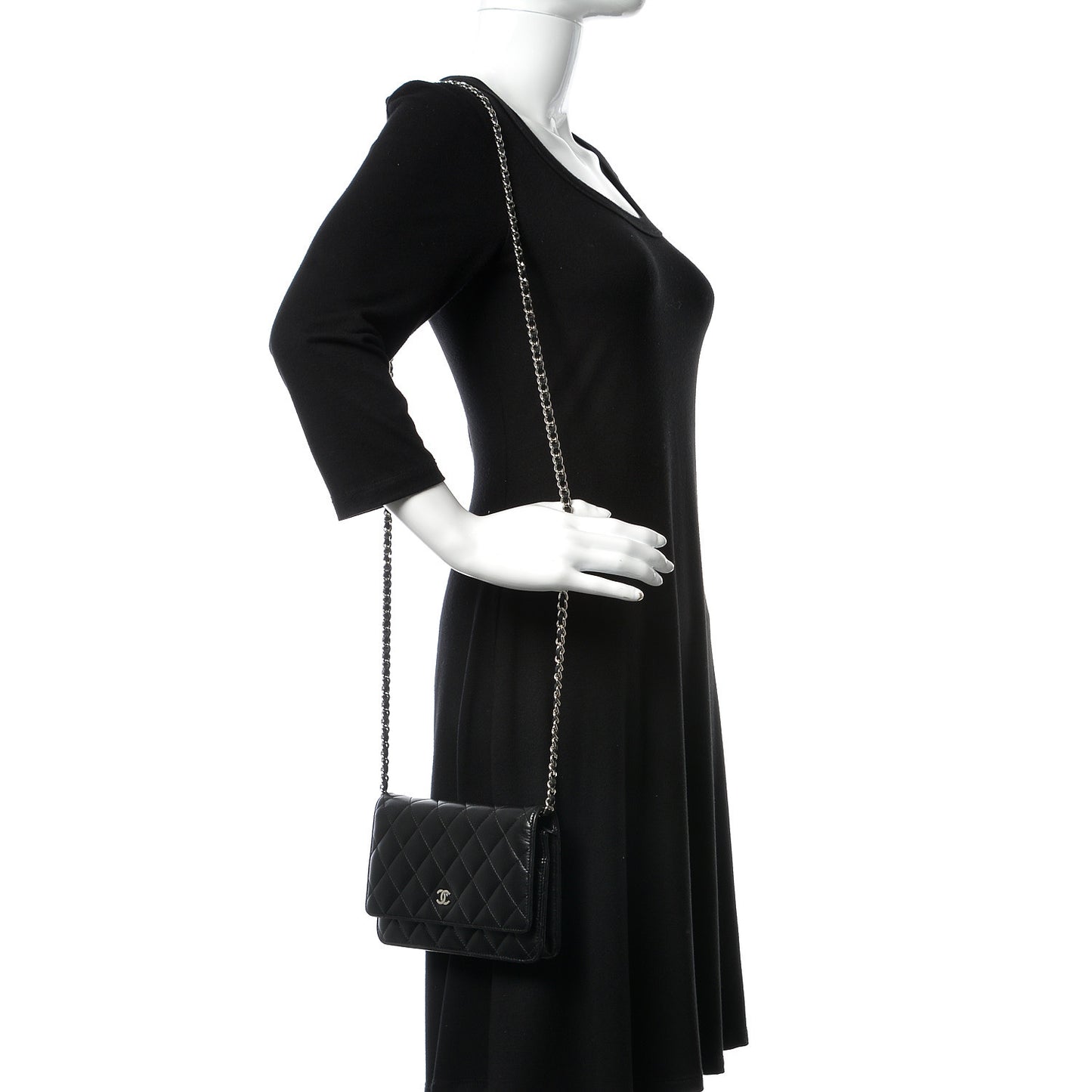 Lambskin Quilted Wallet On Chain WOC Black