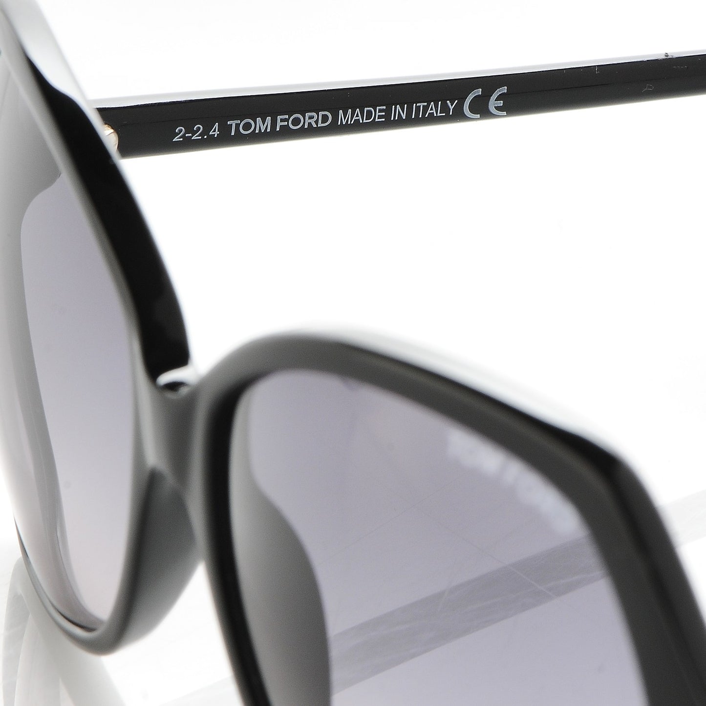 Carola Sunglasses TF328 Black