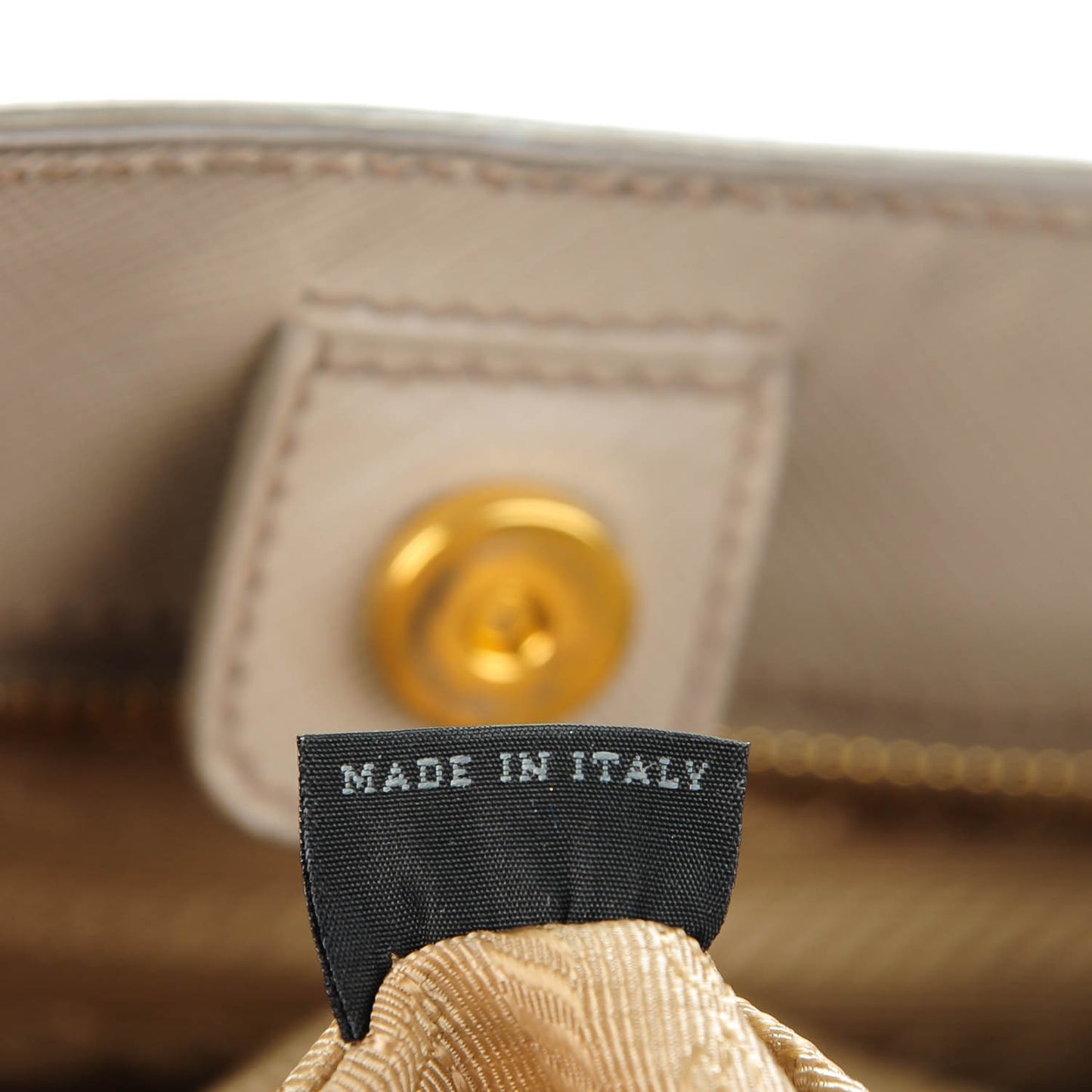 Saffiano Lux Large Tote Pomice