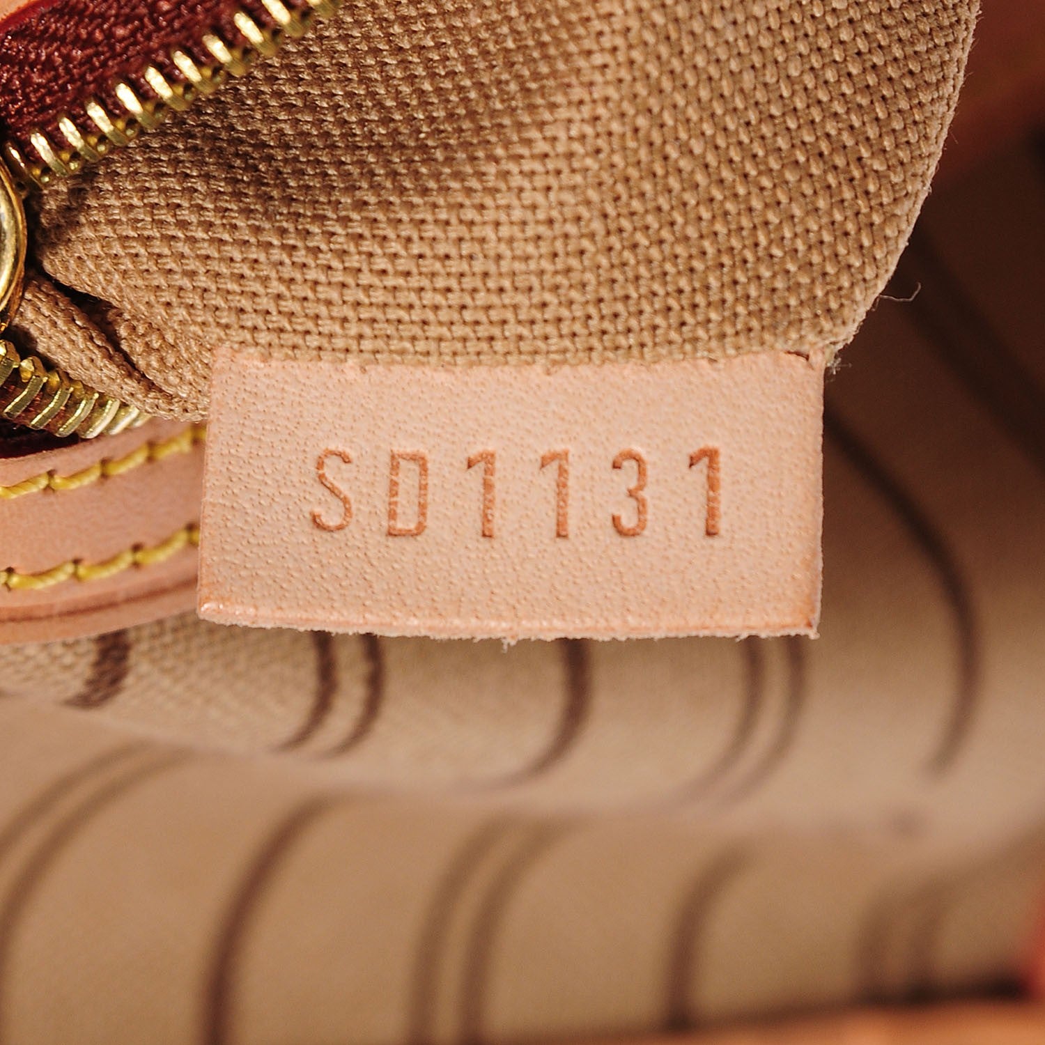 Louis Vuitton Monogram Delightful MM 7 of 7