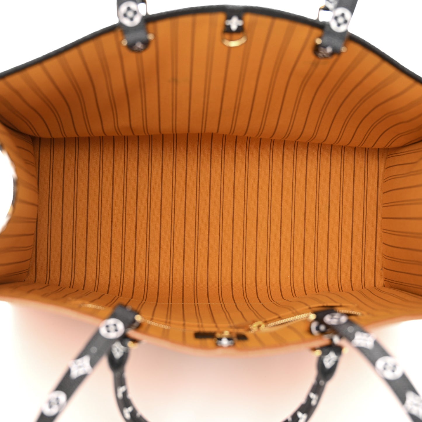 Monogram Giant Jungle Onthego GM Black