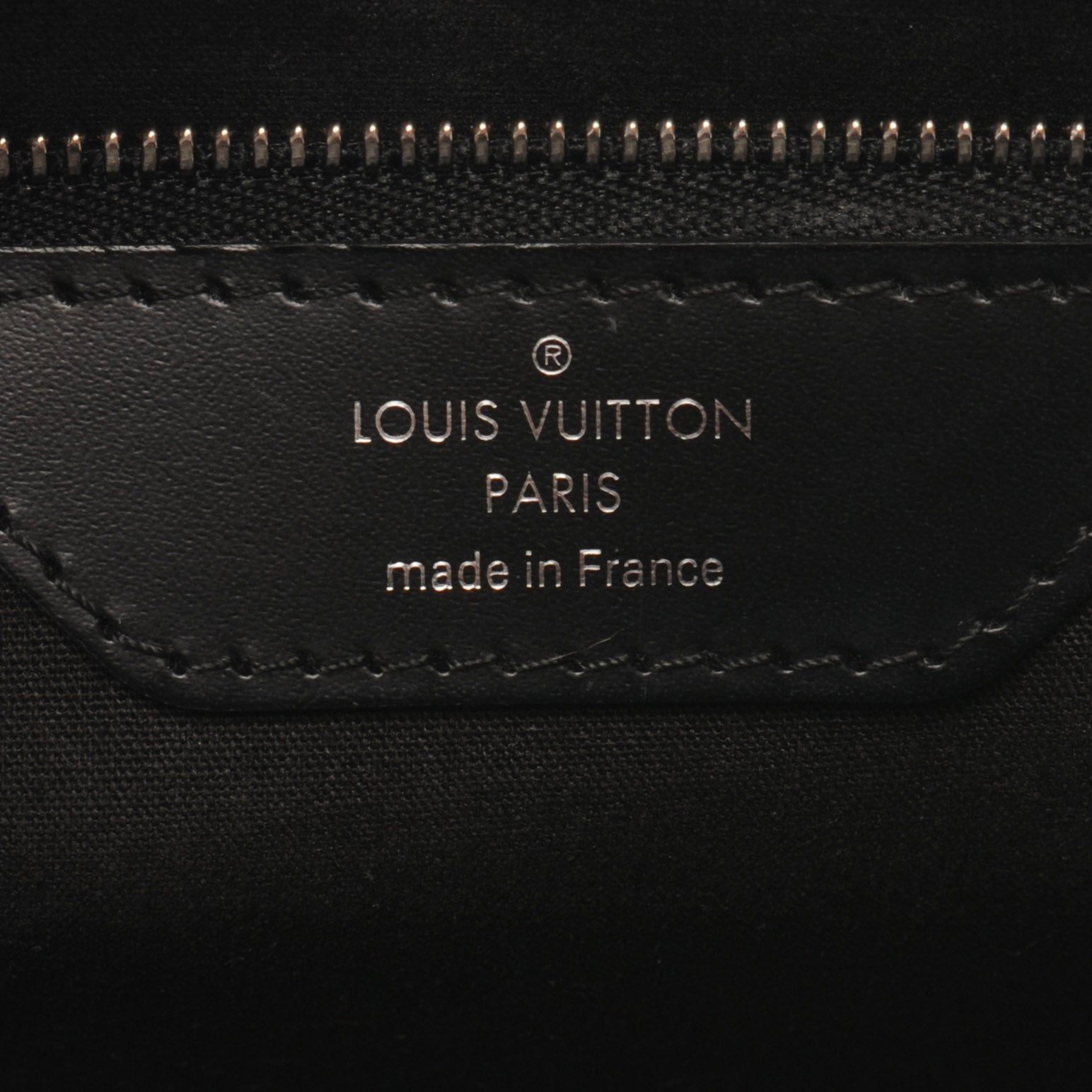 Louis Vuitton Epi Brea MM Black 6 of 7