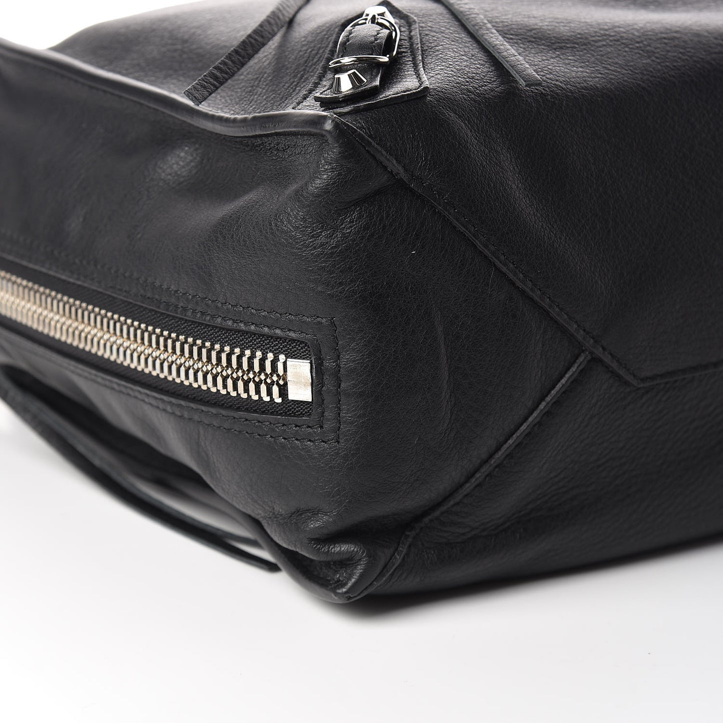 Veau Papier B4 Zip Around Tote Black